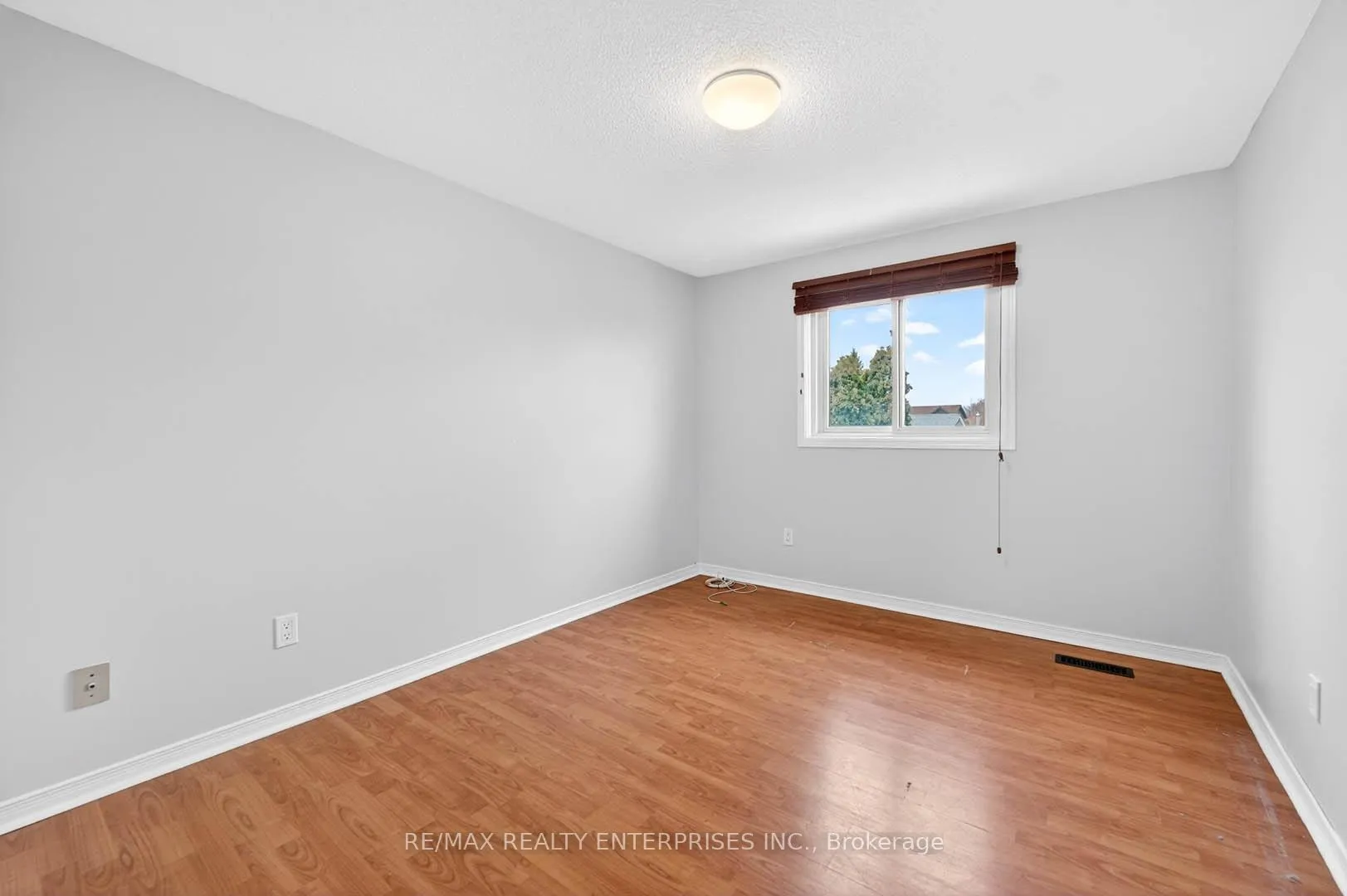 Photo 13 of 46 Robson Crescent, Hamilton, Randall — HOMEH