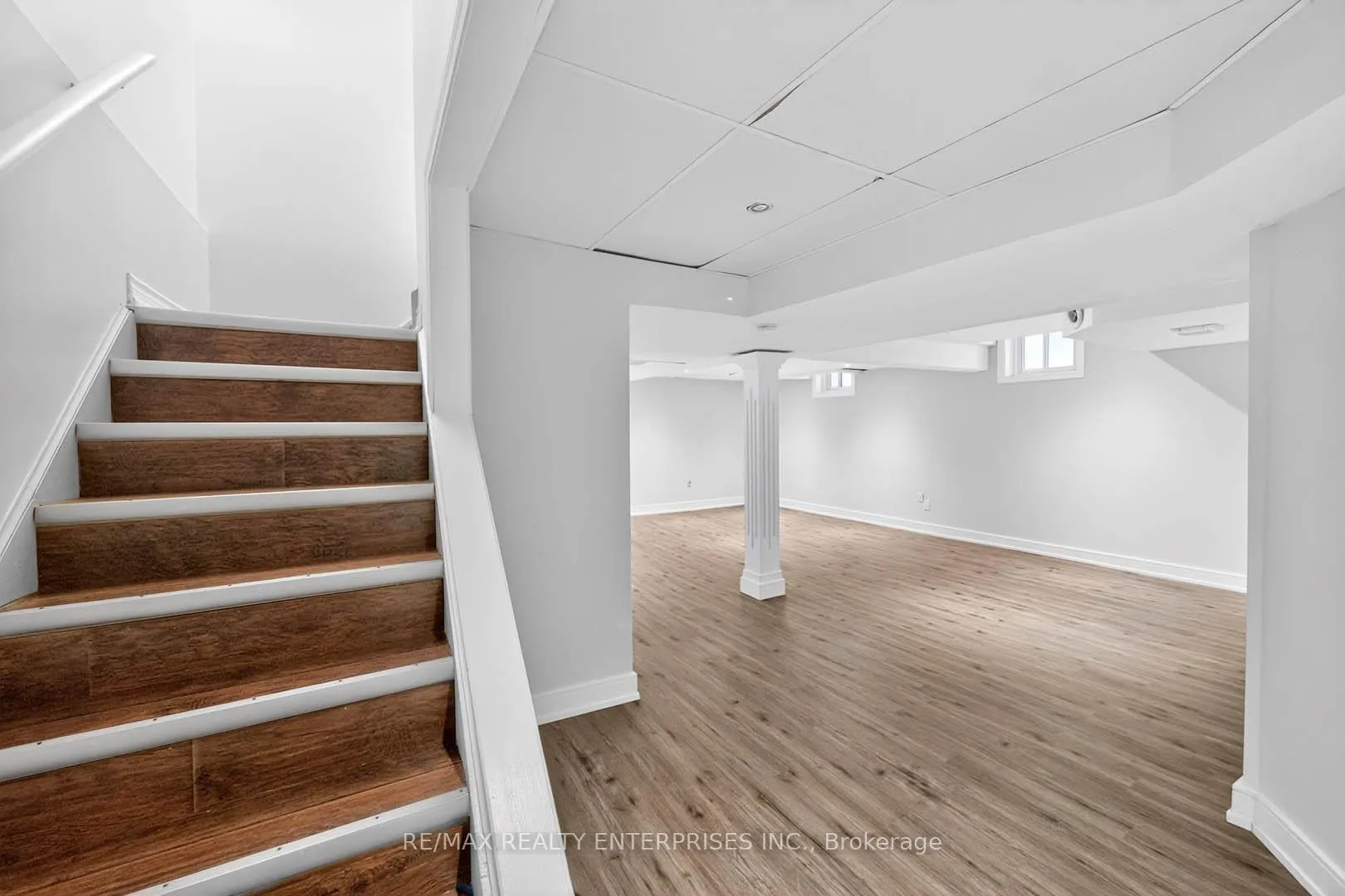 Photo 29 of 46 Robson Crescent, Hamilton, Randall — HOMEH