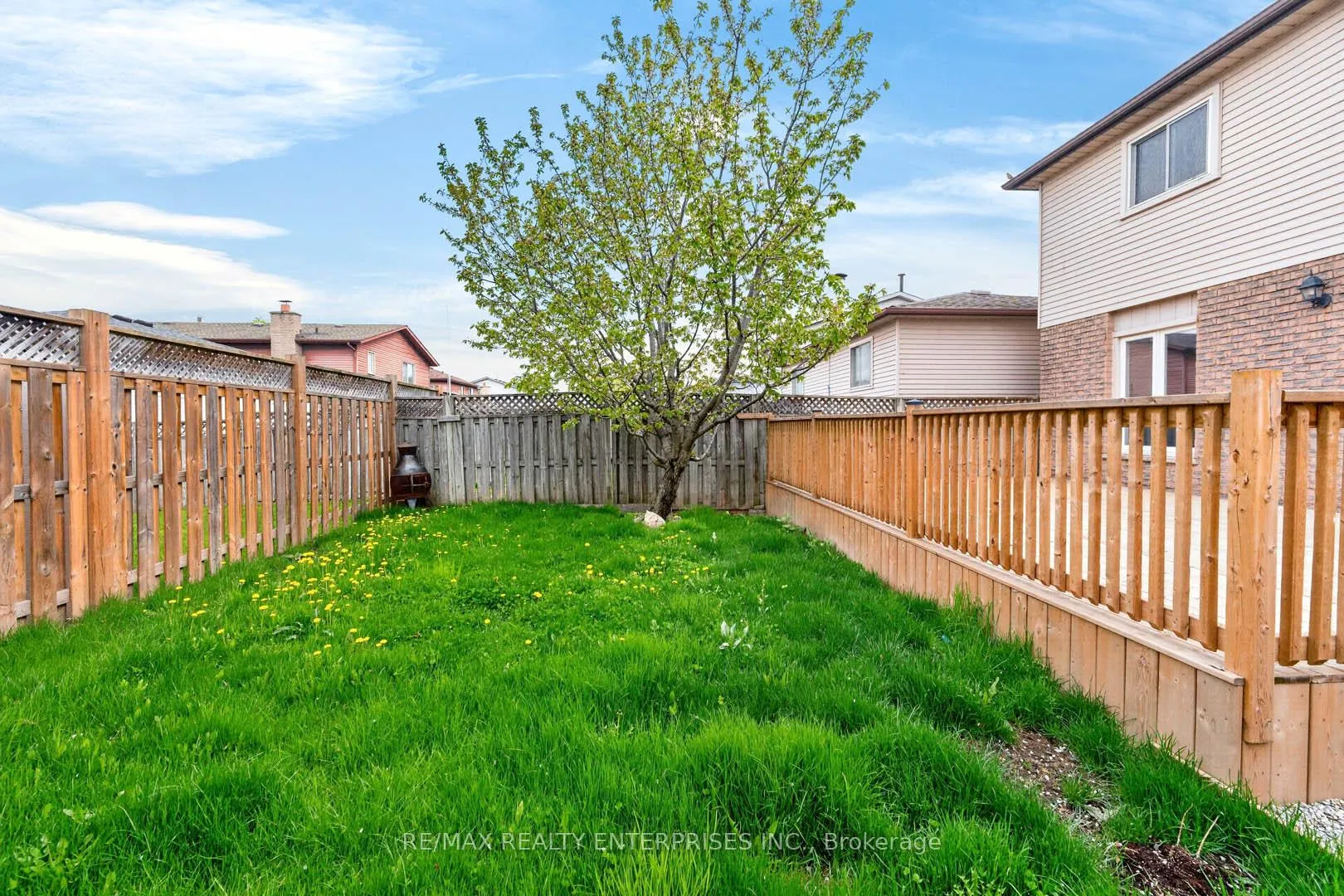 Photo 41 of 46 Robson Crescent, Hamilton, Randall — HOMEH