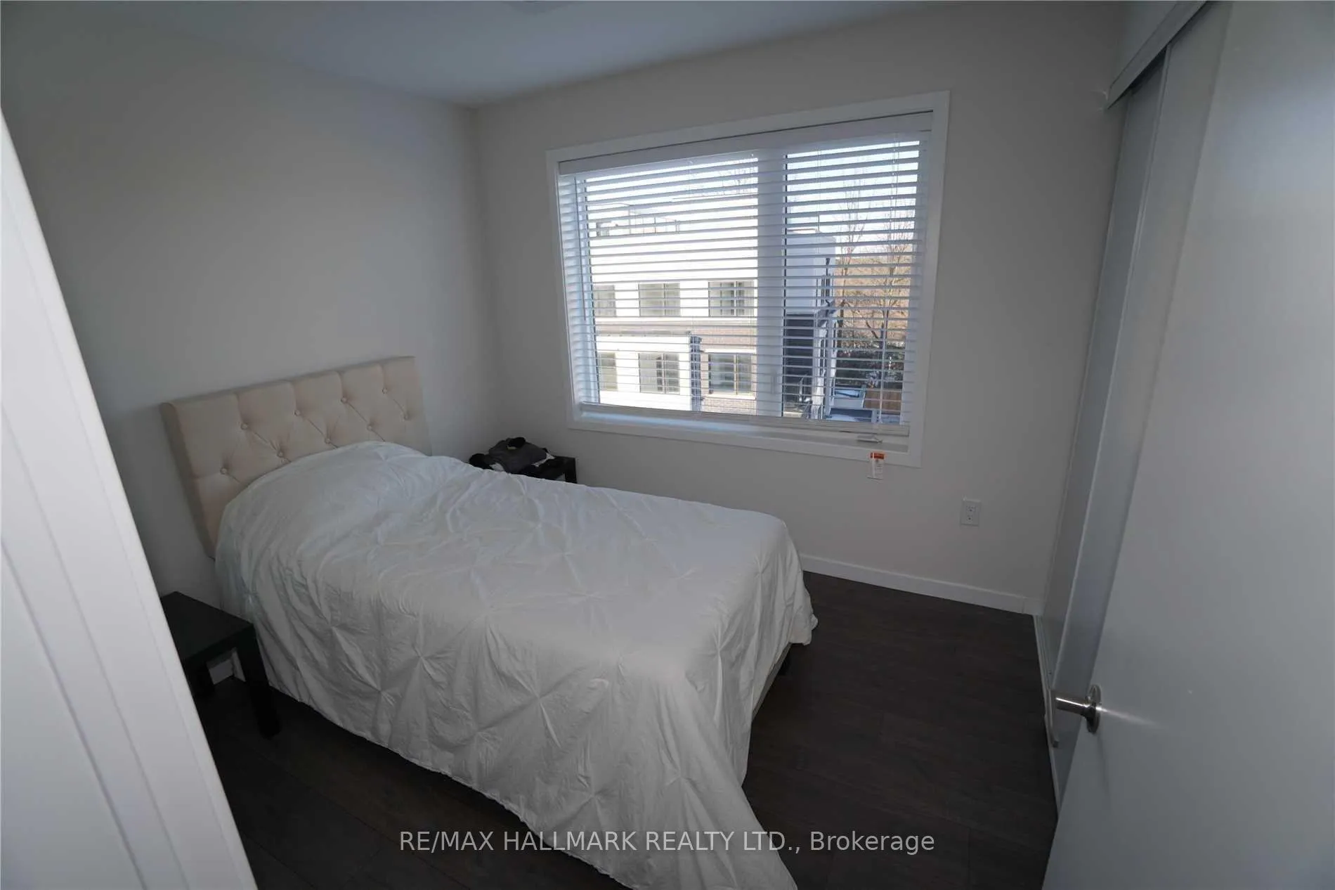 Photo 8 of Unit 78, 400 Alex Gardner Circle, Aurora, Aurora Heights — HOMEH
