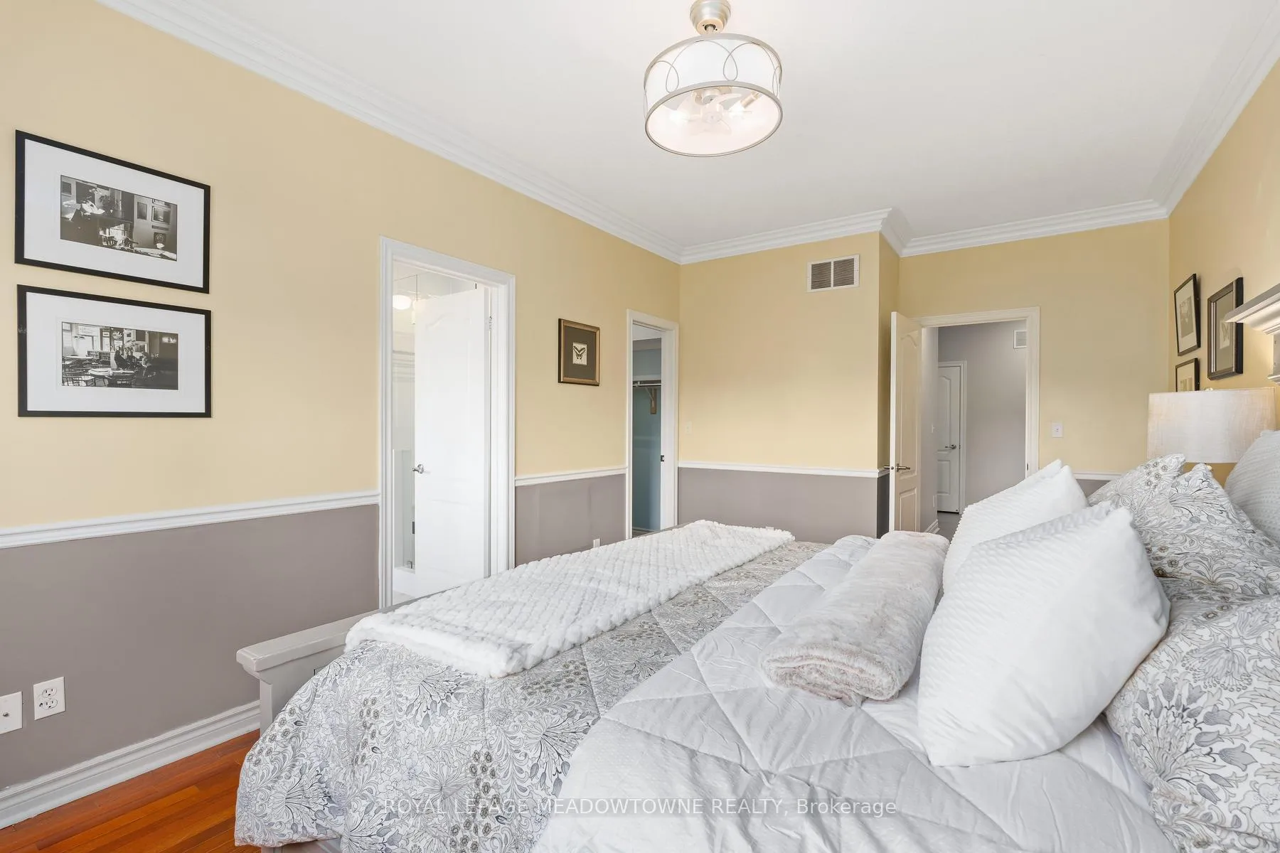 Photo 14 of 22 Berton Boulevard, Halton Hills, Georgetown — HOMEH