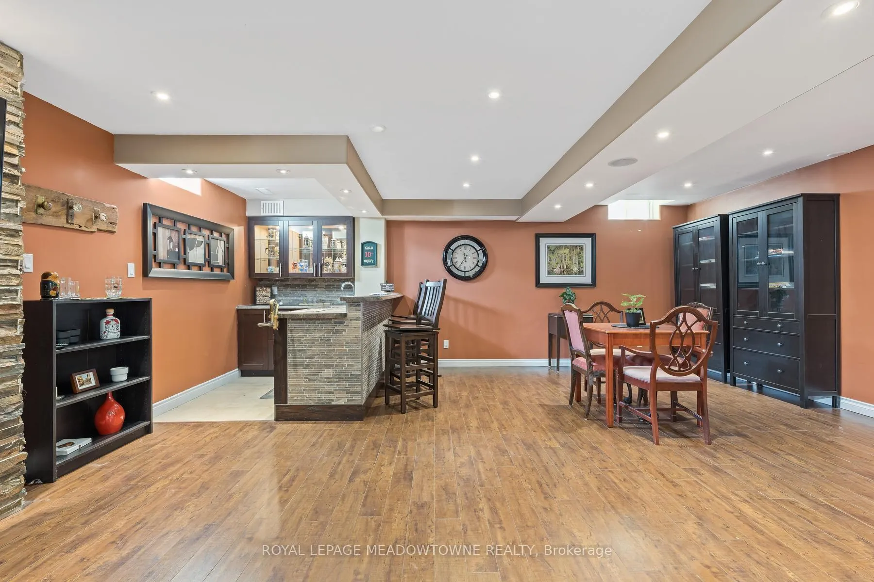 Photo 25 of 22 Berton Boulevard, Halton Hills, Georgetown — HOMEH