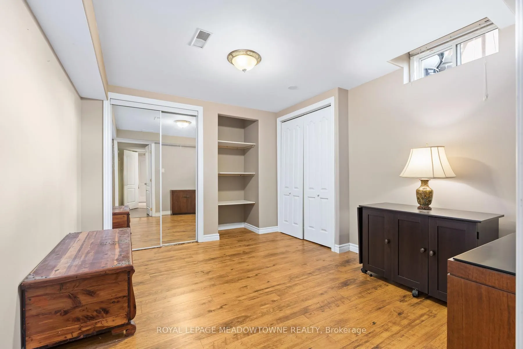 Photo 30 of 22 Berton Boulevard, Halton Hills, Georgetown — HOMEH