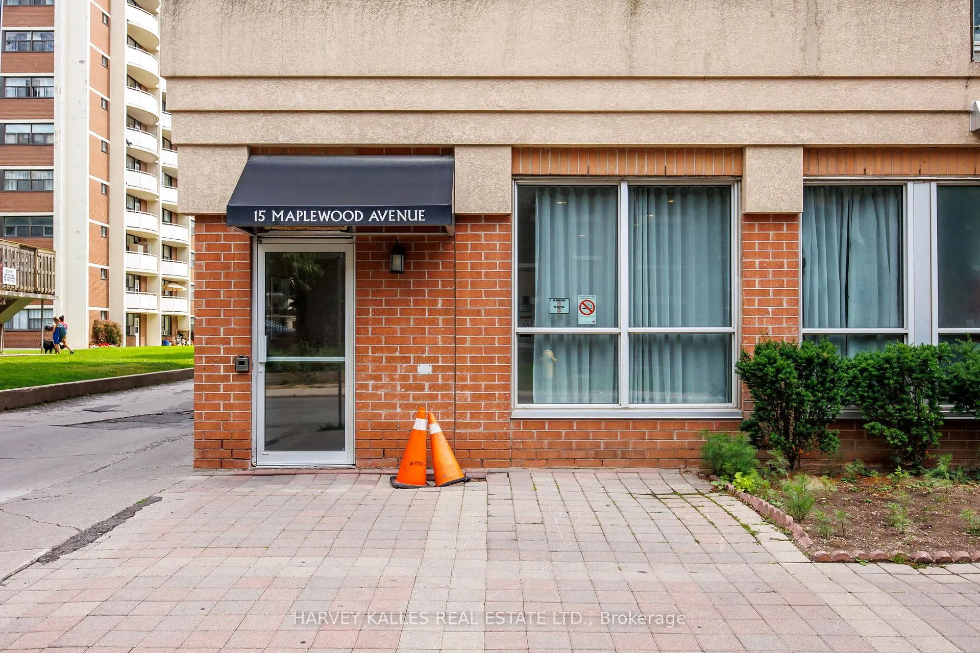 Photo 2 of Unit 212, 15 Maplewood Avenue, Toronto, Humewood-Cedarvale — HOMEH