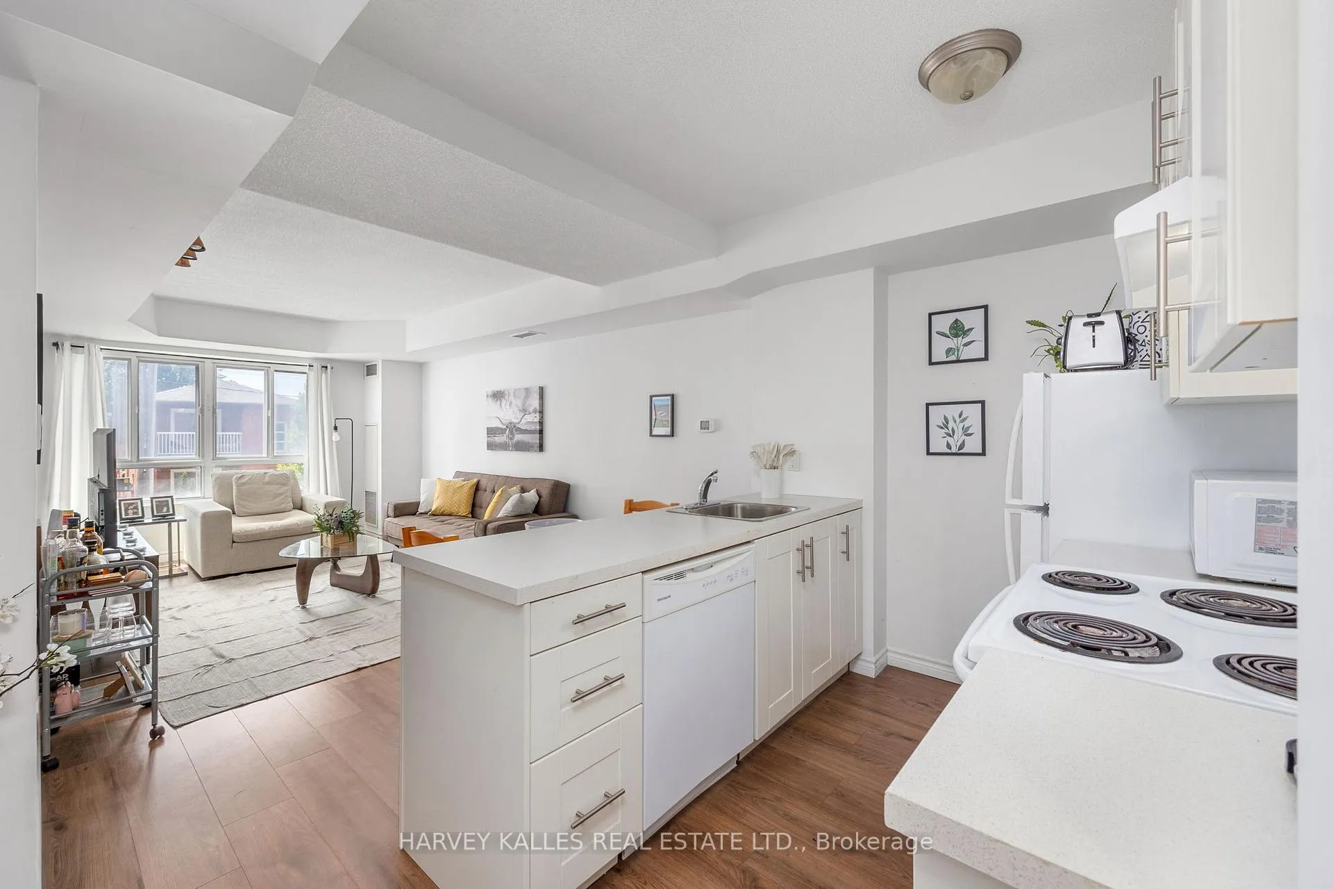 Photo 11 of Unit 212, 15 Maplewood Avenue, Toronto, Humewood-Cedarvale — HOMEH