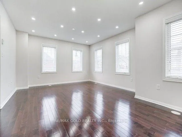 Photo 7 of 19 Portsdown Road, Brampton, Northwest Brampton — HOMEH