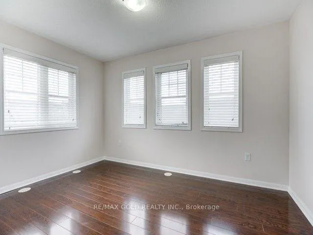 Photo 11 of 19 Portsdown Road, Brampton, Northwest Brampton — HOMEH