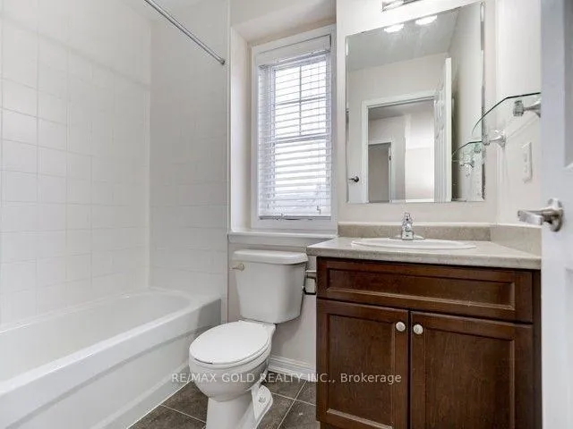 Photo 13 of 19 Portsdown Road, Brampton, Northwest Brampton — HOMEH