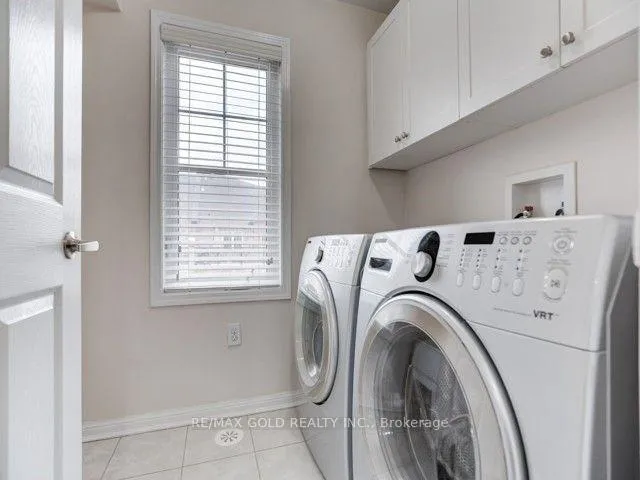 Photo 14 of 19 Portsdown Road, Brampton, Northwest Brampton — HOMEH