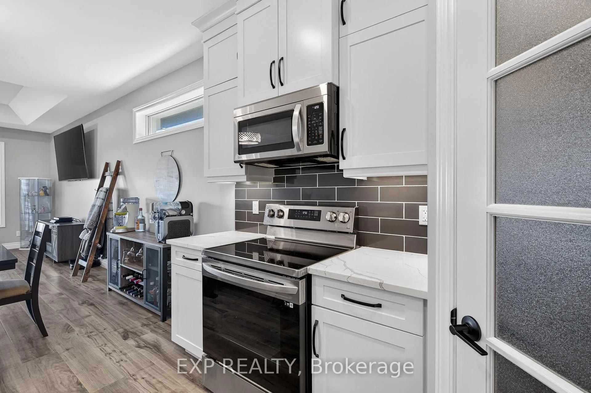 Photo 13 of 7 Mavety Court, Belleville, Thurlow Ward — HOMEH