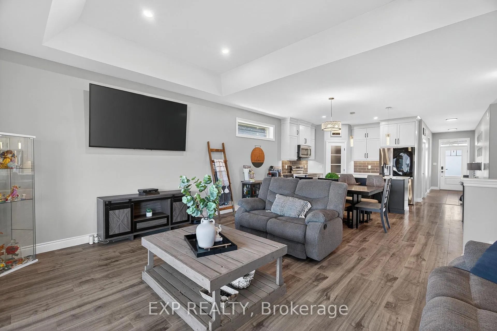 Photo 15 of 7 Mavety Court, Belleville, Thurlow Ward — HOMEH