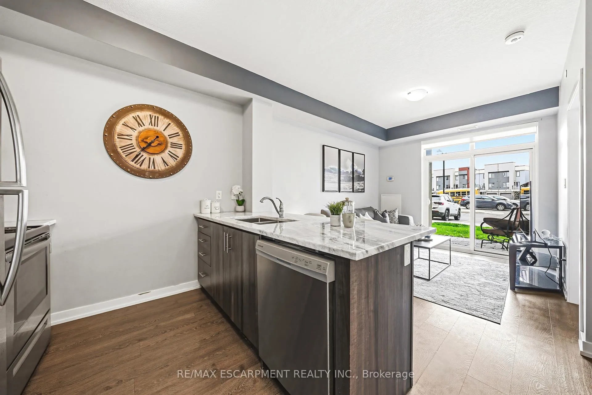 Photo 2 of Unit 134, 125 Shoreview Place, Hamilton, Lakeshore — HOMEH