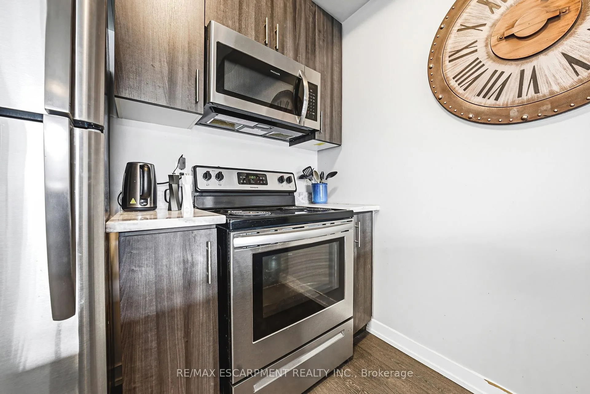 Photo 7 of Unit 134, 125 Shoreview Place, Hamilton, Lakeshore — HOMEH