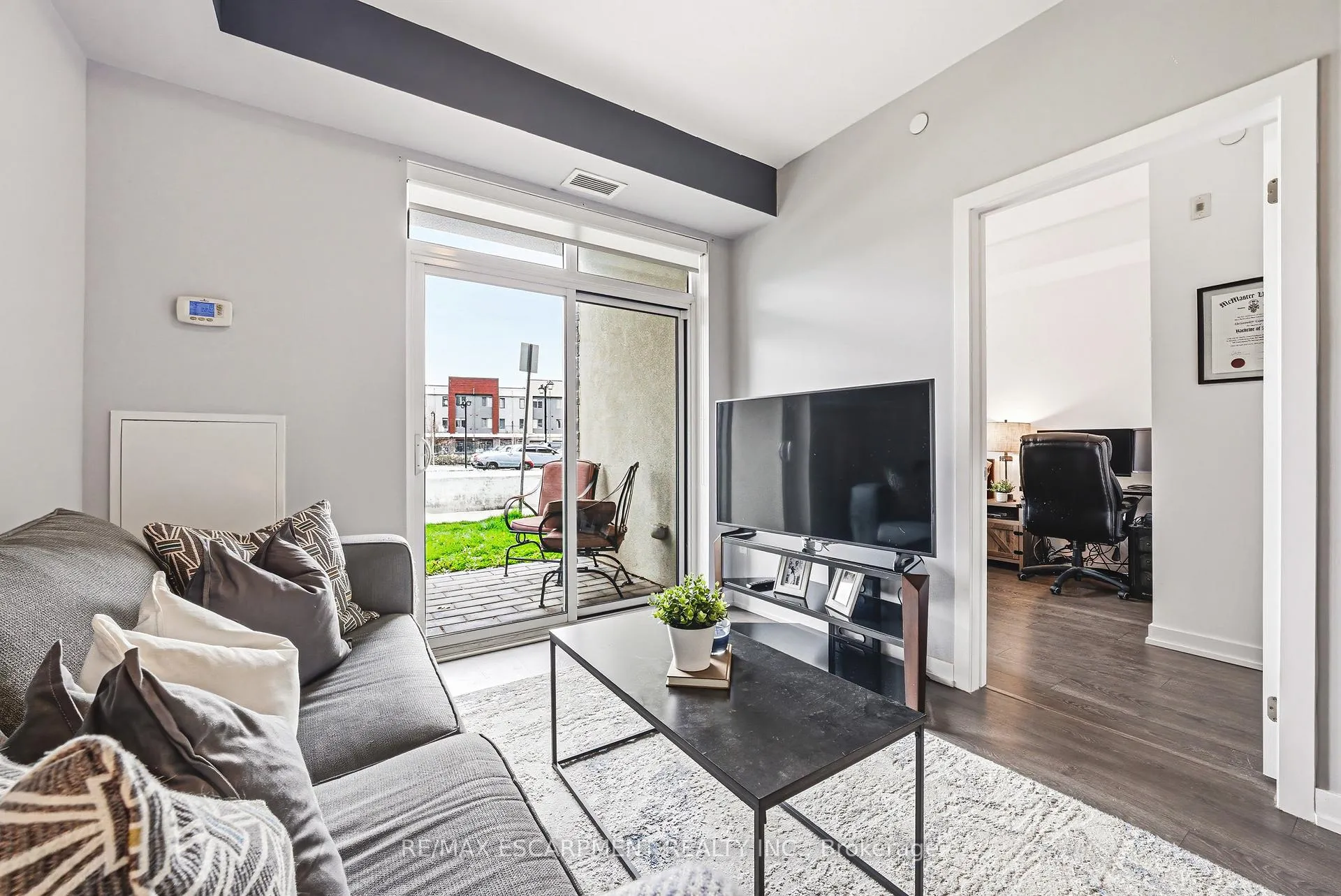 Photo 9 of Unit 134, 125 Shoreview Place, Hamilton, Lakeshore — HOMEH