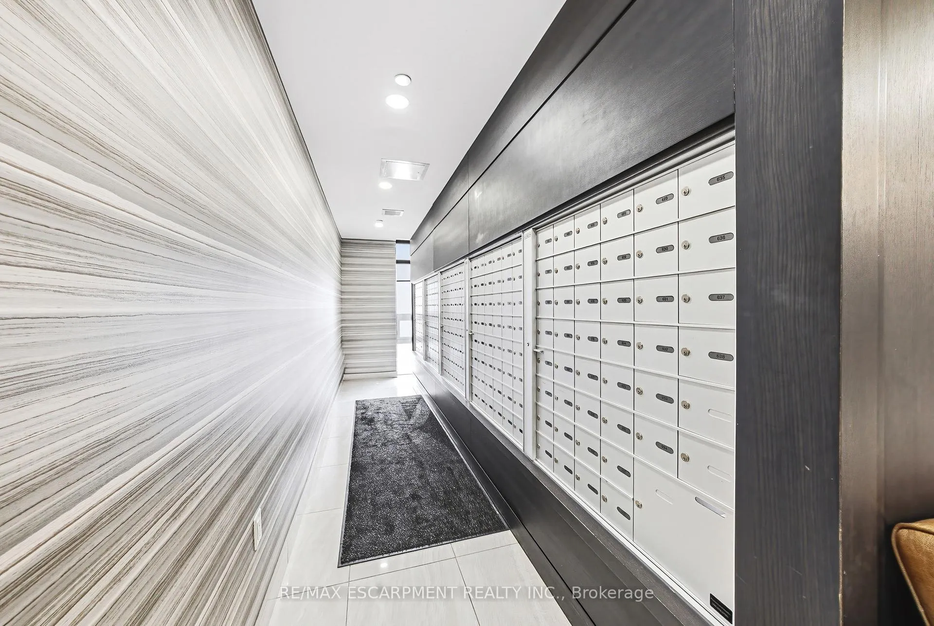 Photo 19 of Unit 134, 125 Shoreview Place, Hamilton, Lakeshore — HOMEH