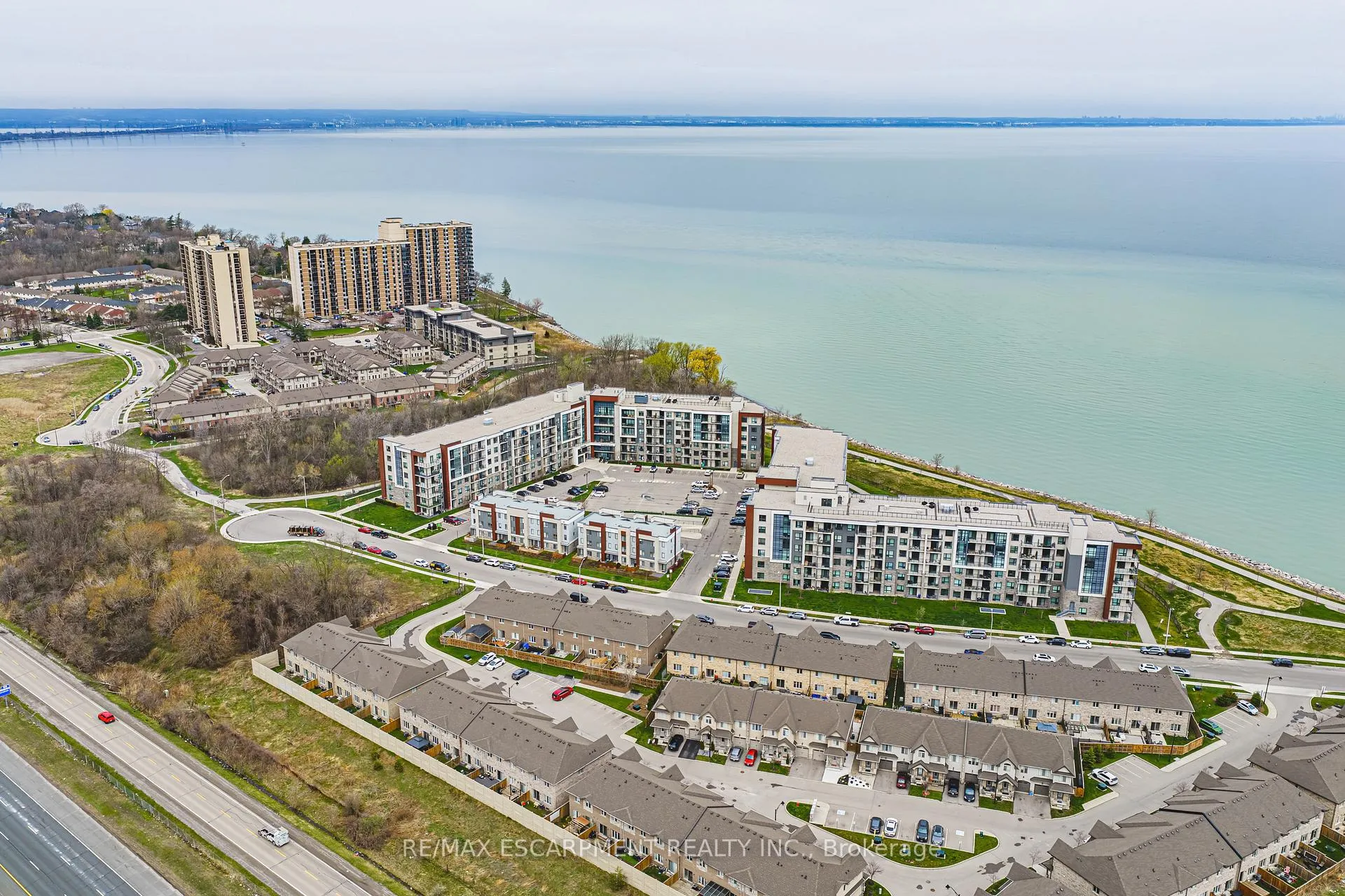 Photo 24 of Unit 134, 125 Shoreview Place, Hamilton, Lakeshore — HOMEH