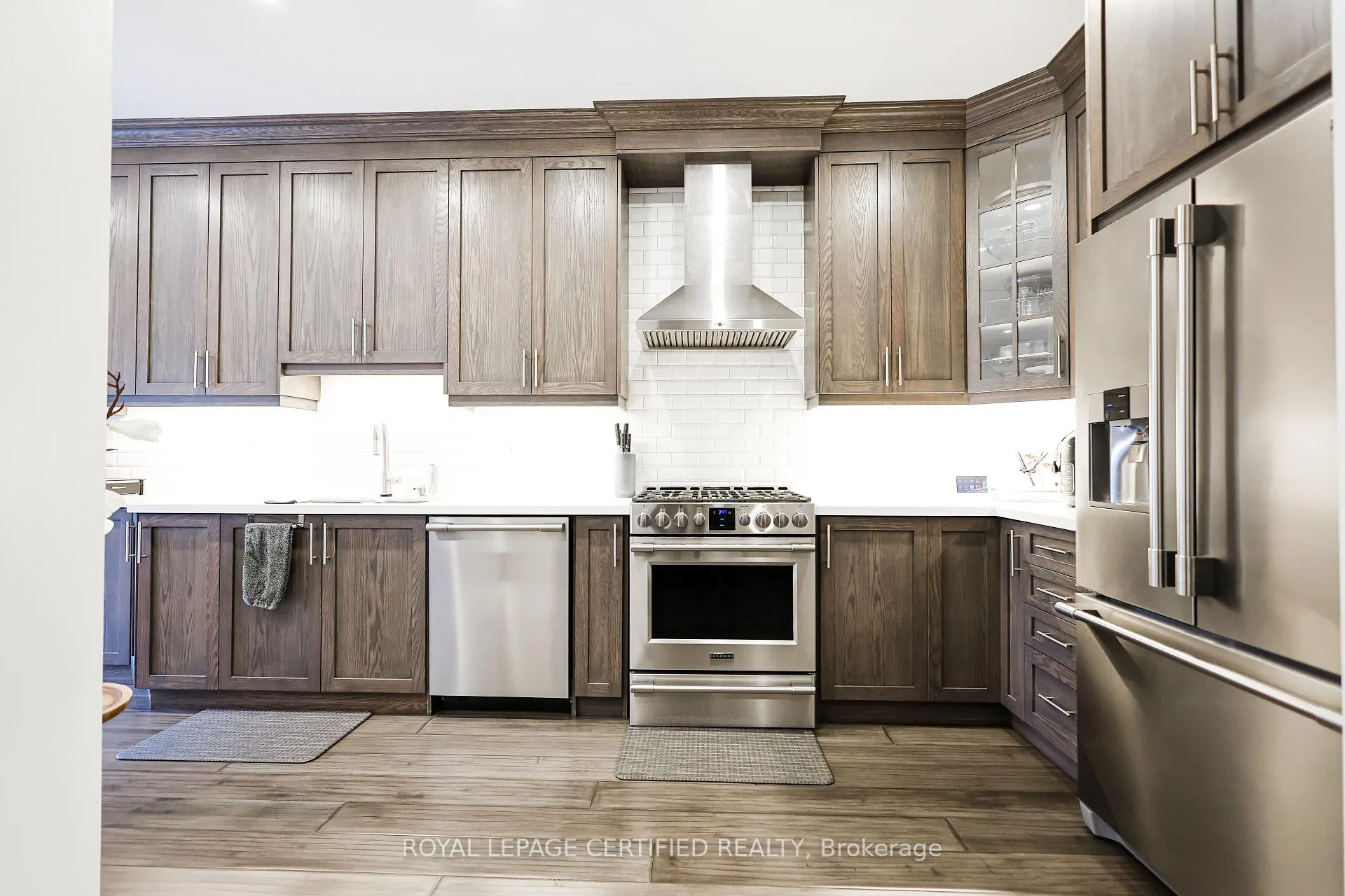 Photo 14 of 28 Kilrea Way, Brampton, Credit Valley — HOMEH