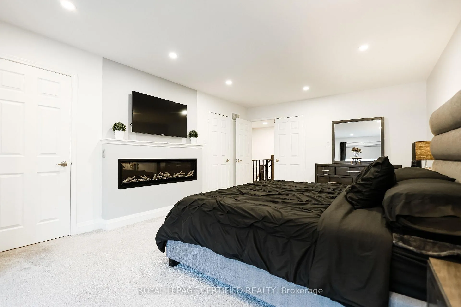Photo 26 of 28 Kilrea Way, Brampton, Credit Valley — HOMEH