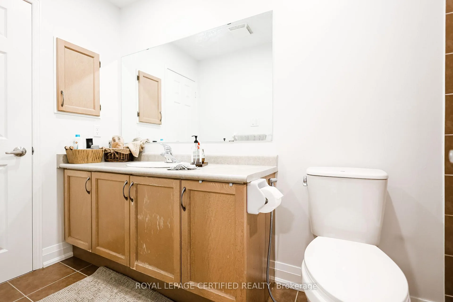 Photo 39 of 28 Kilrea Way, Brampton, Credit Valley — HOMEH