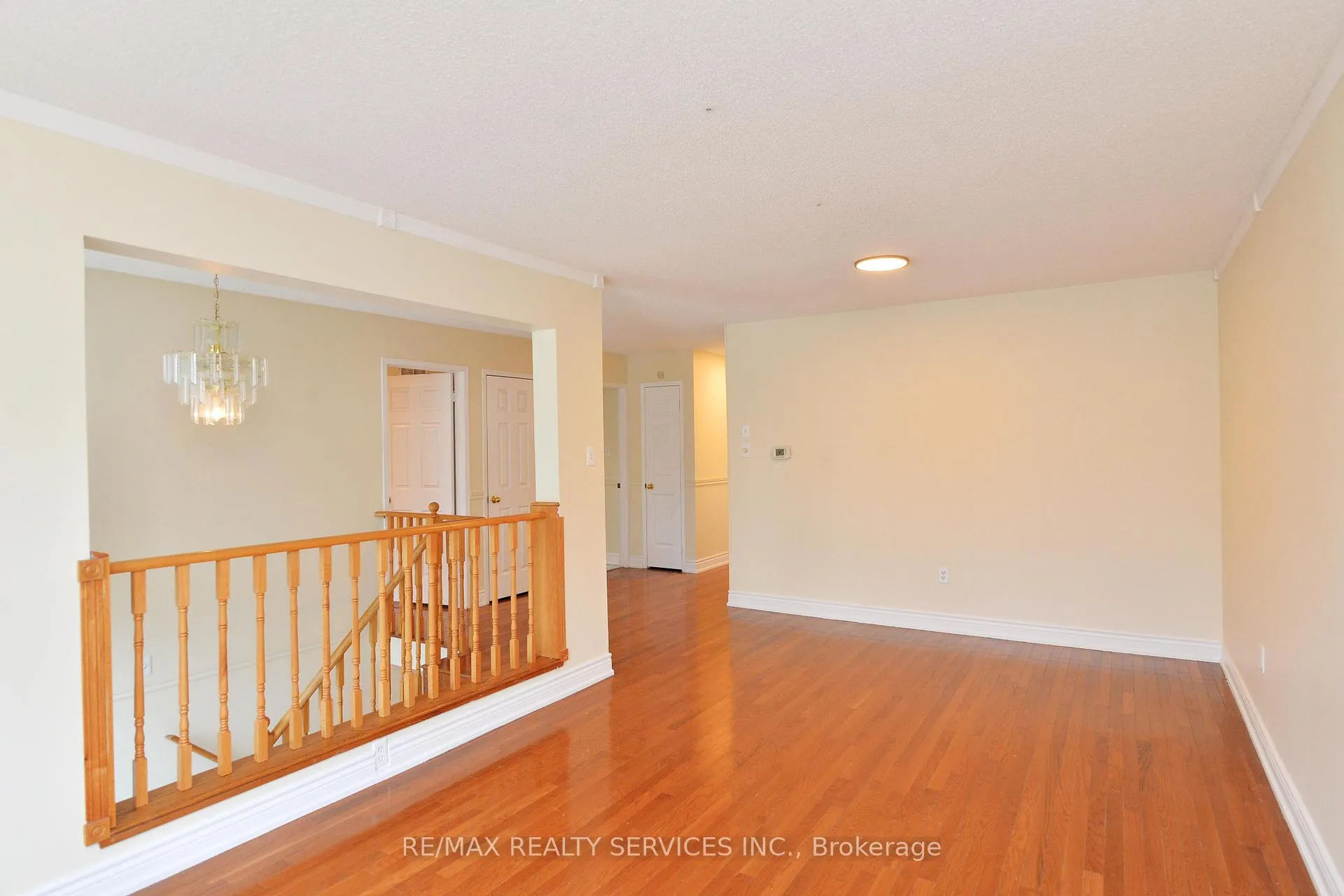 Photo 8 of 7 Bush Crescent, Wasaga Beach — HOMEH