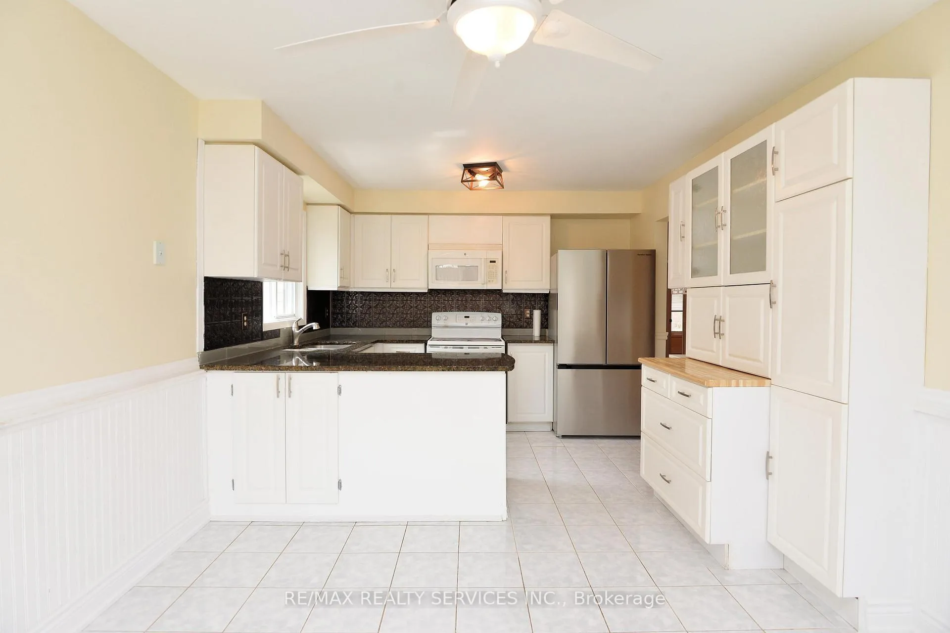Photo 16 of 7 Bush Crescent, Wasaga Beach — HOMEH