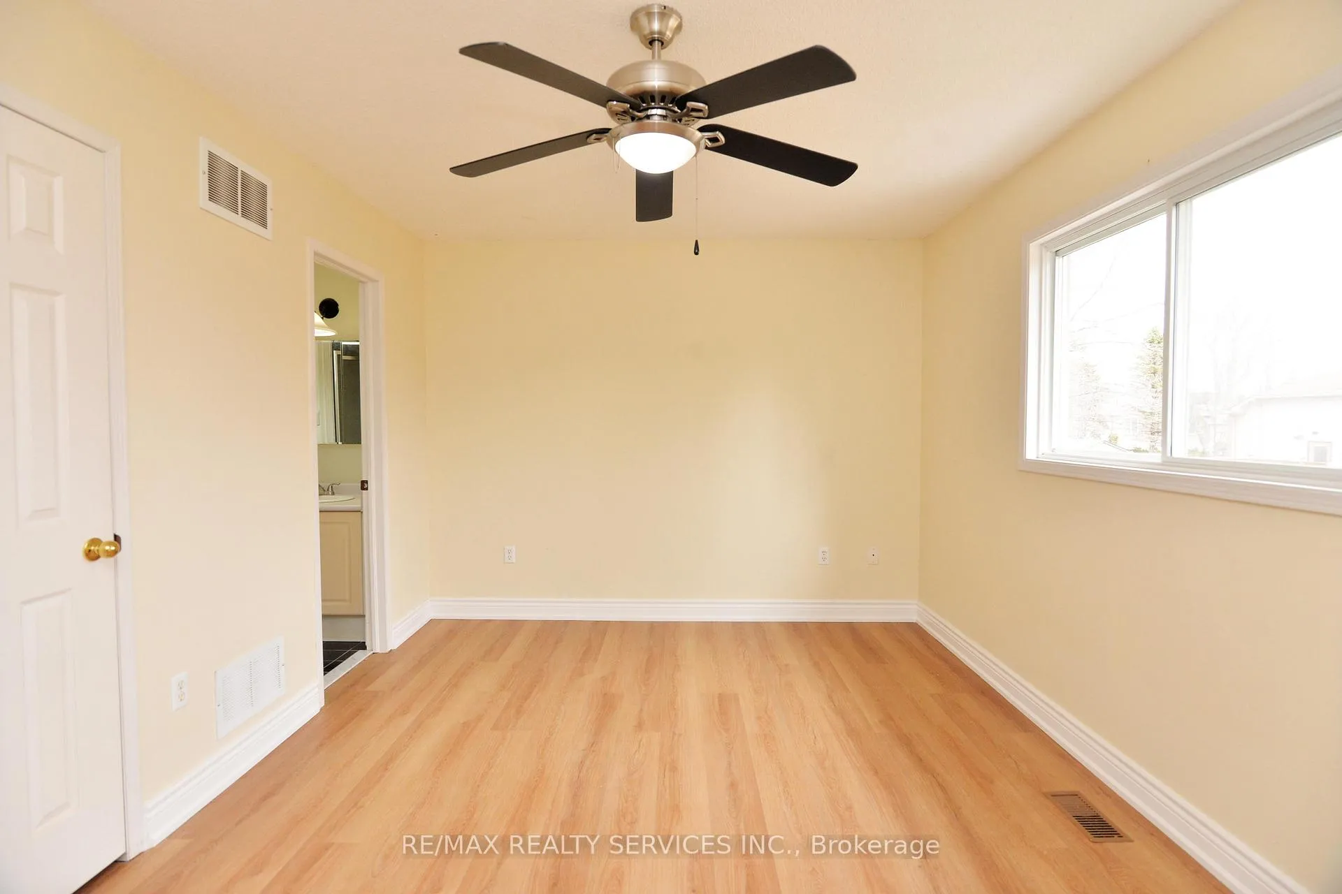 Photo 20 of 7 Bush Crescent, Wasaga Beach — HOMEH