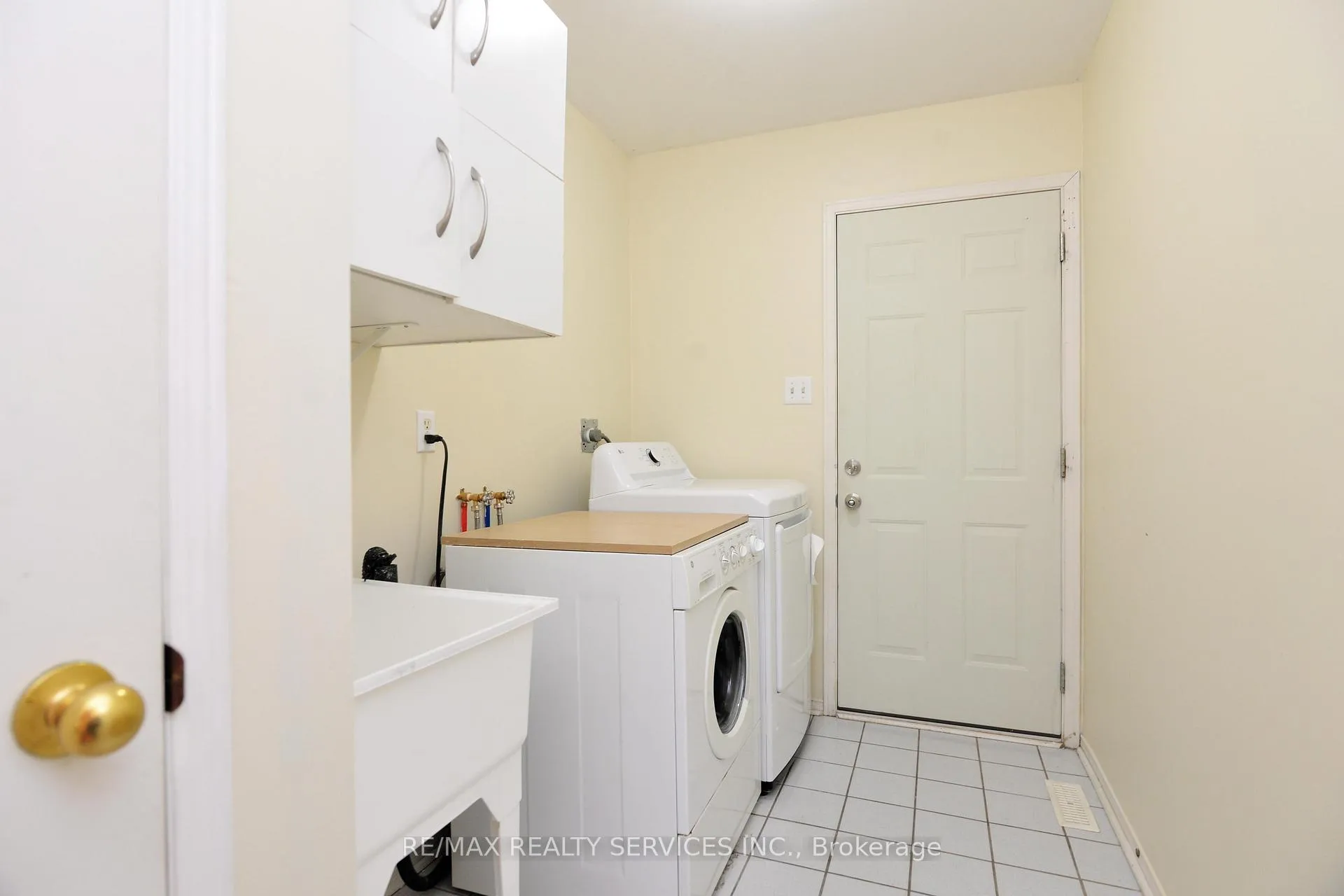 Photo 28 of 7 Bush Crescent, Wasaga Beach — HOMEH