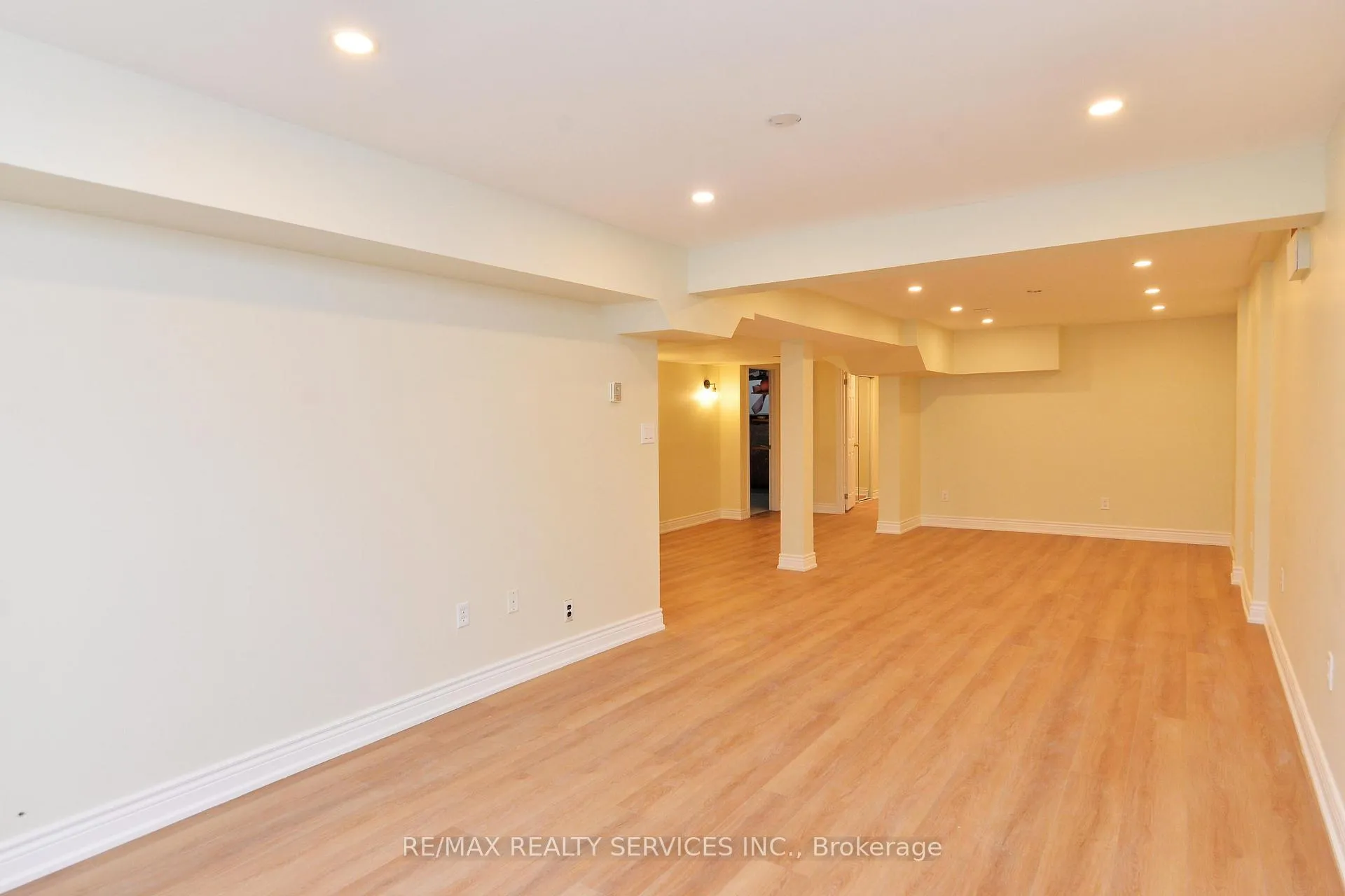 Photo 33 of 7 Bush Crescent, Wasaga Beach — HOMEH