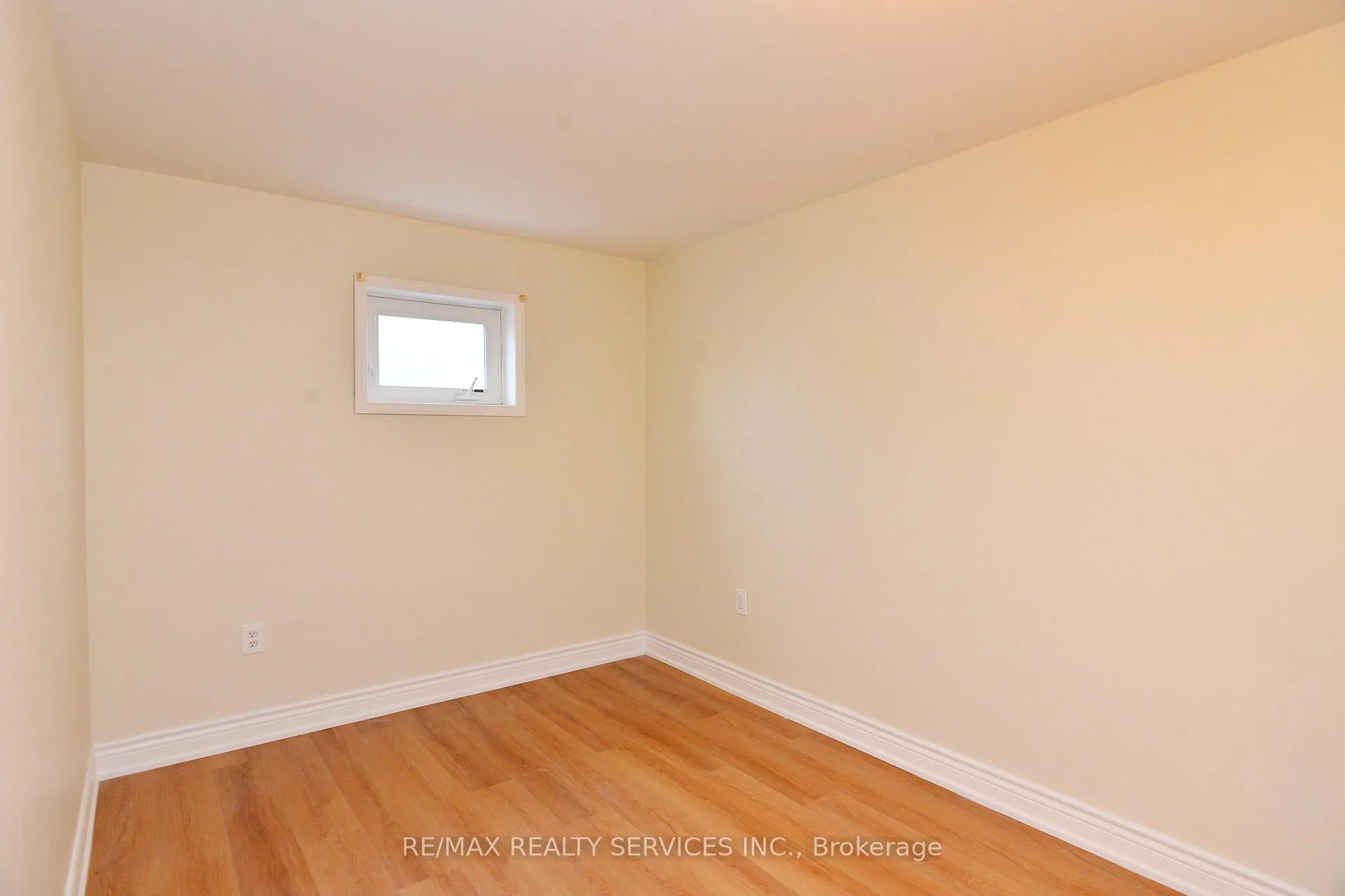 Photo 35 of 7 Bush Crescent, Wasaga Beach — HOMEH