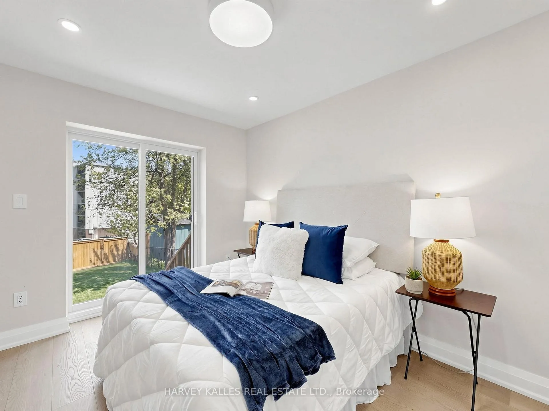 Photo 15 of 982 Cosburn Avenue, Toronto, Woodbine-Lumsden — HOMEH