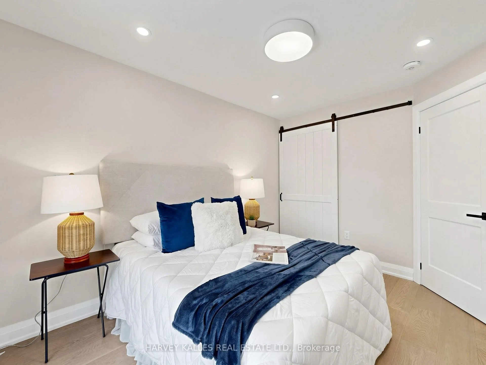 Photo 18 of 982 Cosburn Avenue, Toronto, Woodbine-Lumsden — HOMEH