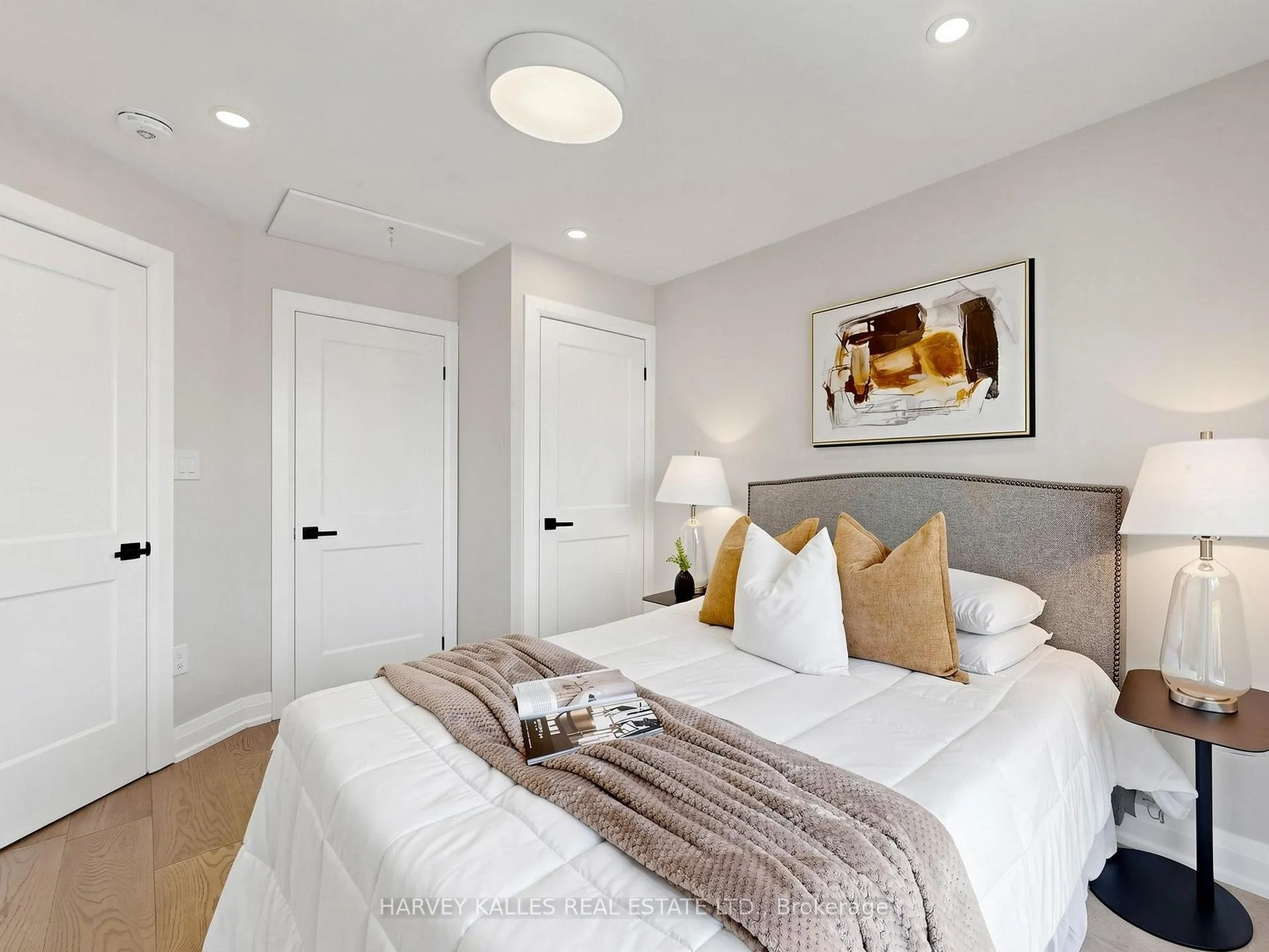 Photo 21 of 982 Cosburn Avenue, Toronto, Woodbine-Lumsden — HOMEH