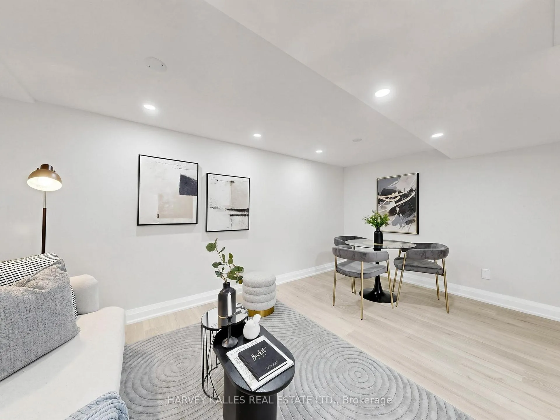 Photo 42 of 982 Cosburn Avenue, Toronto, Woodbine-Lumsden — HOMEH