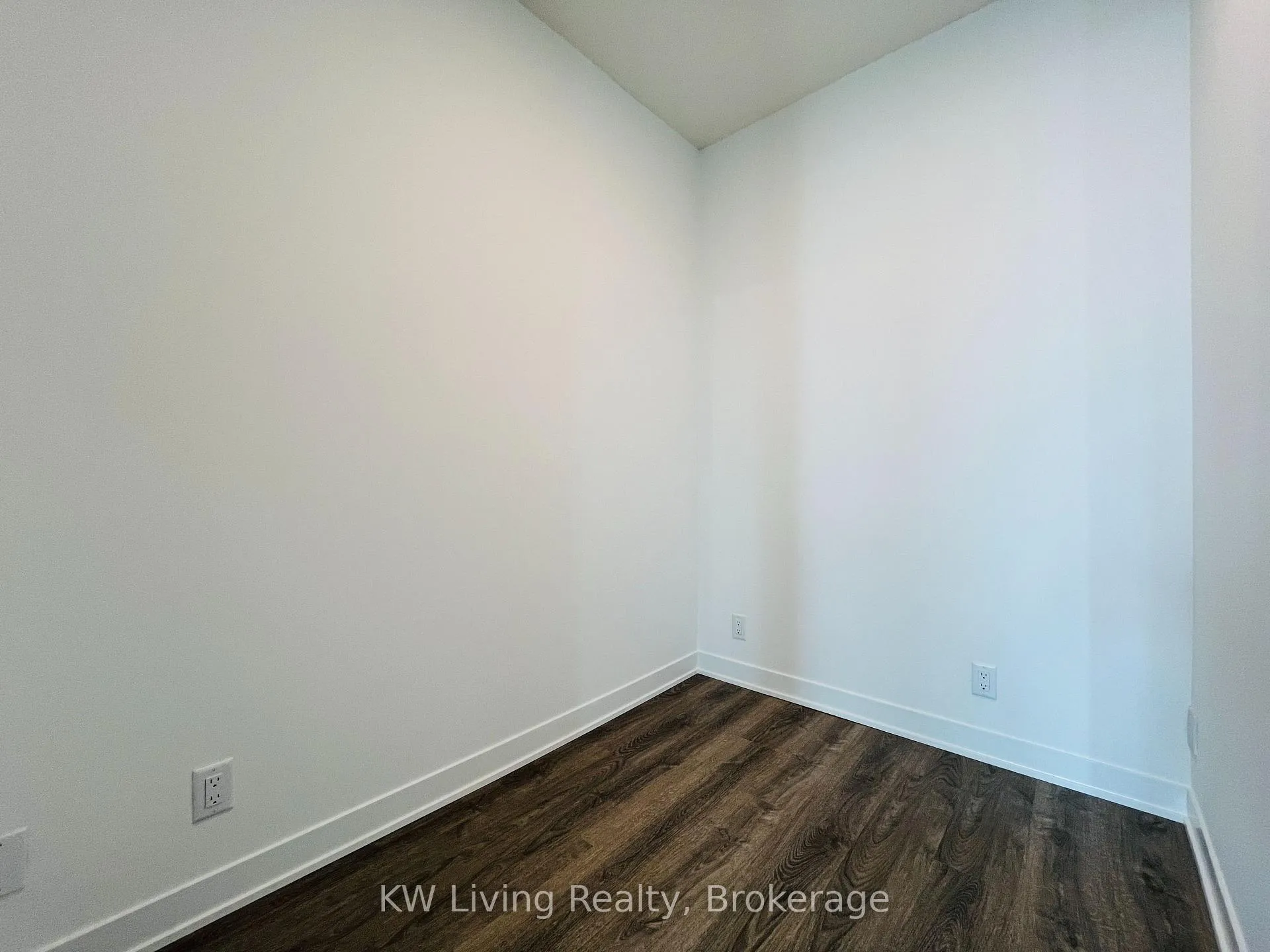 Photo 7 of Unit 4007, 180 Front Street, Toronto, Moss Park — HOMEH