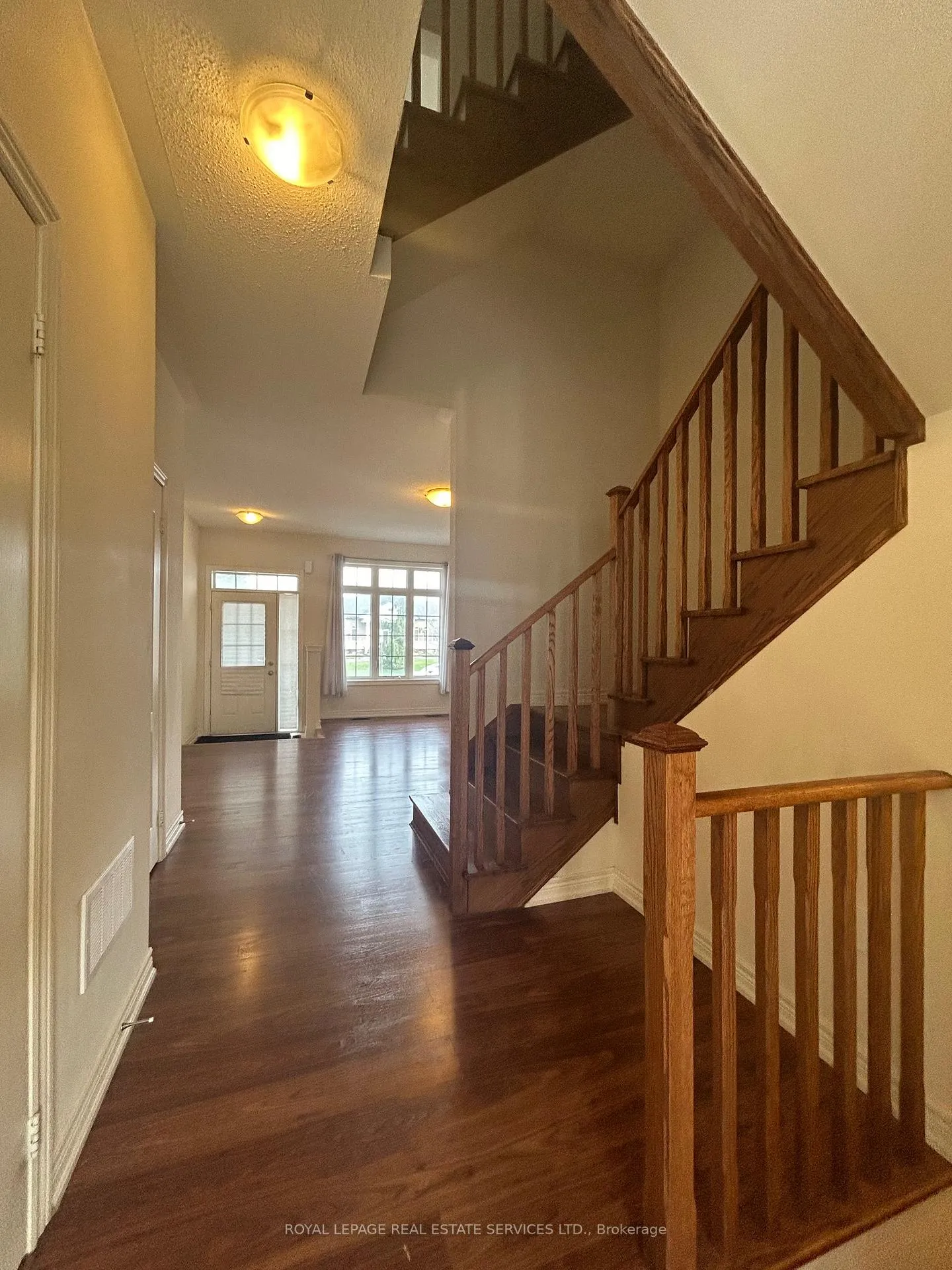 Photo 7 of 3068 Eight Line, Oakville, Joshua Meadows — HOMEH