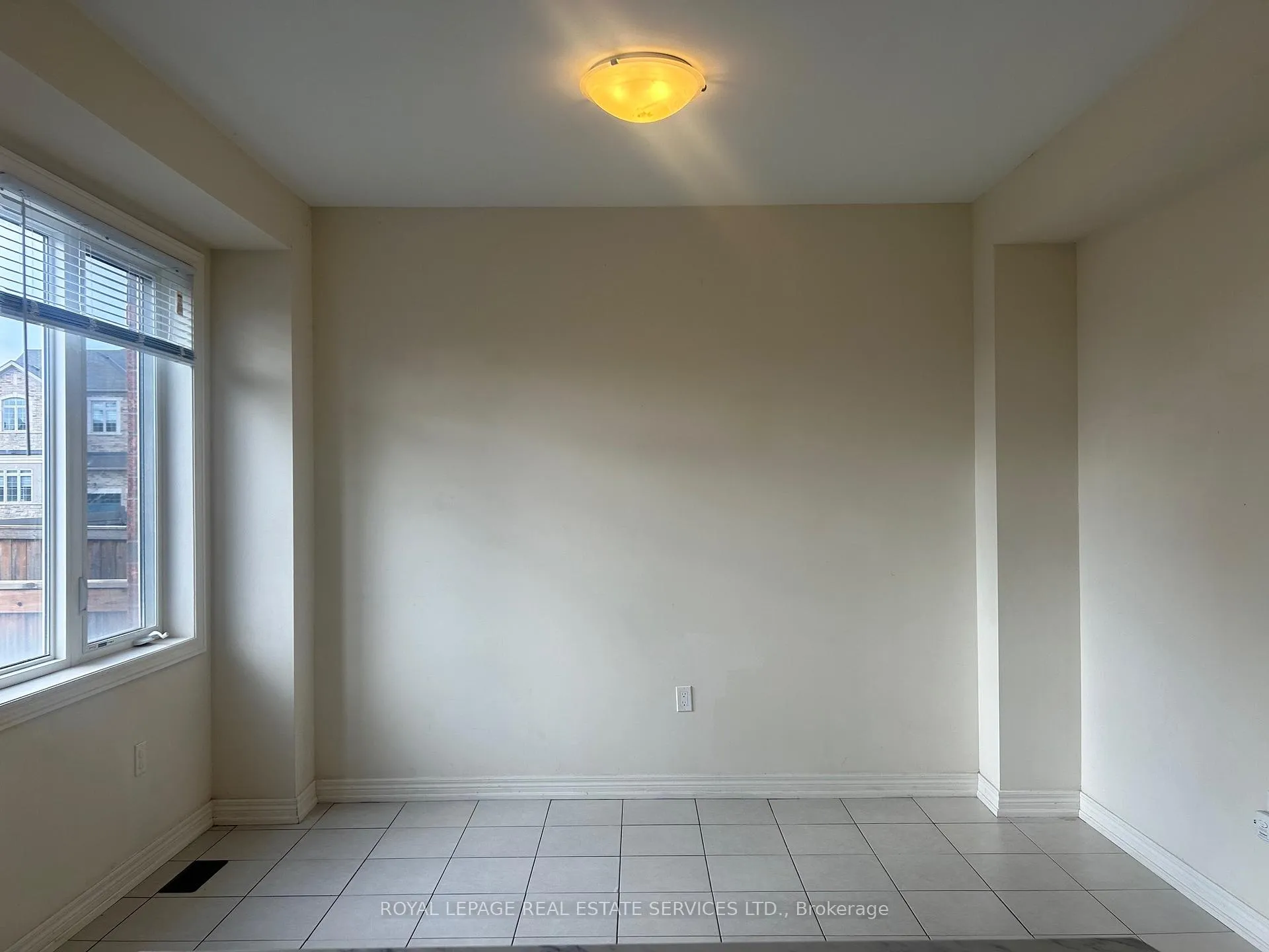 Photo 11 of 3068 Eight Line, Oakville, Joshua Meadows — HOMEH
