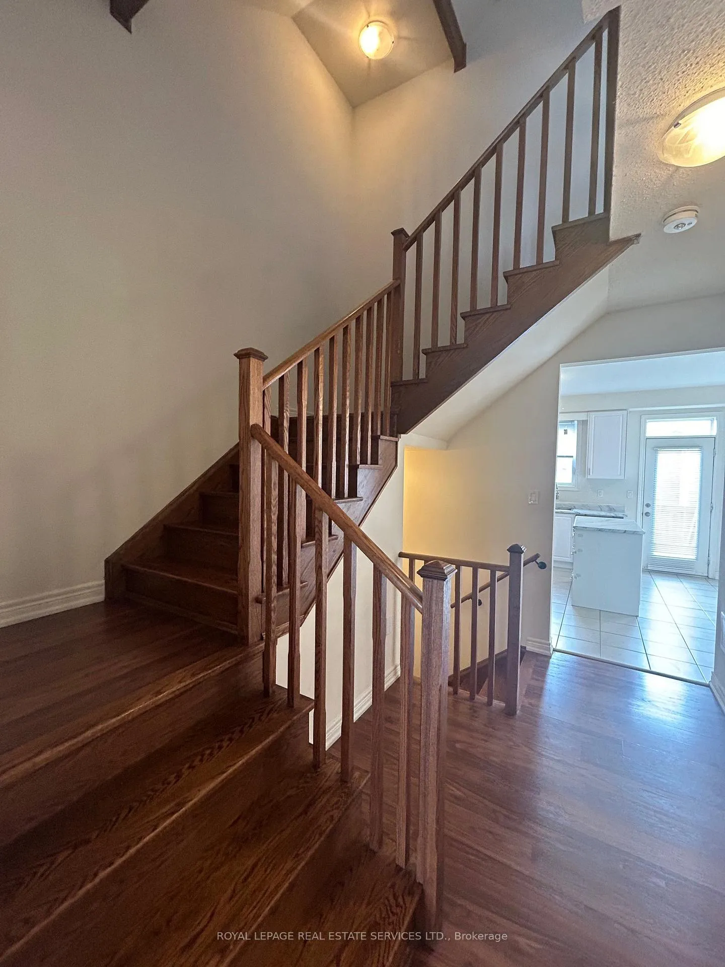 Photo 13 of 3068 Eight Line, Oakville, Joshua Meadows — HOMEH