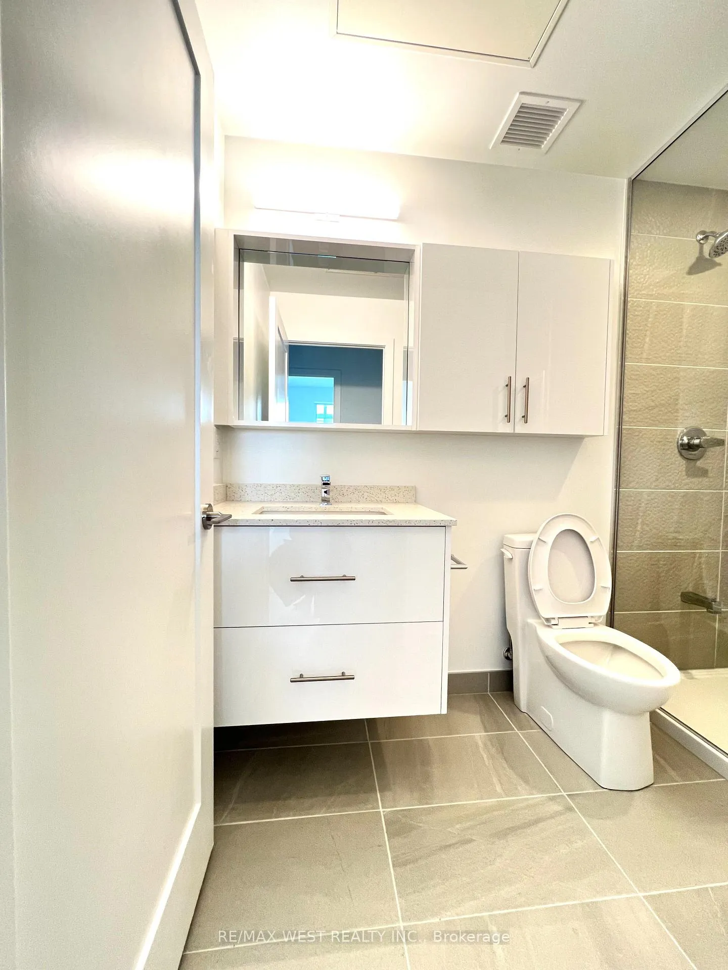 Photo 7 of Unit 705A, 9763 Markham Road, Markham, Greensborough — HOMEH