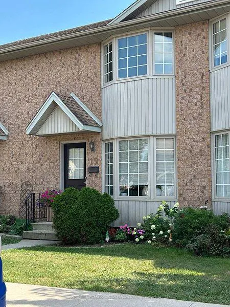 Photo 2 of Unit 17, 20 Southvale Road, St. Marys — HOMEH