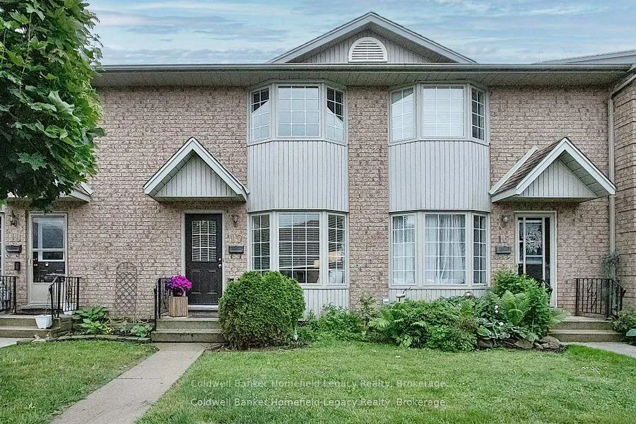 Photo 3 of Unit 17, 20 Southvale Road, St. Marys — HOMEH