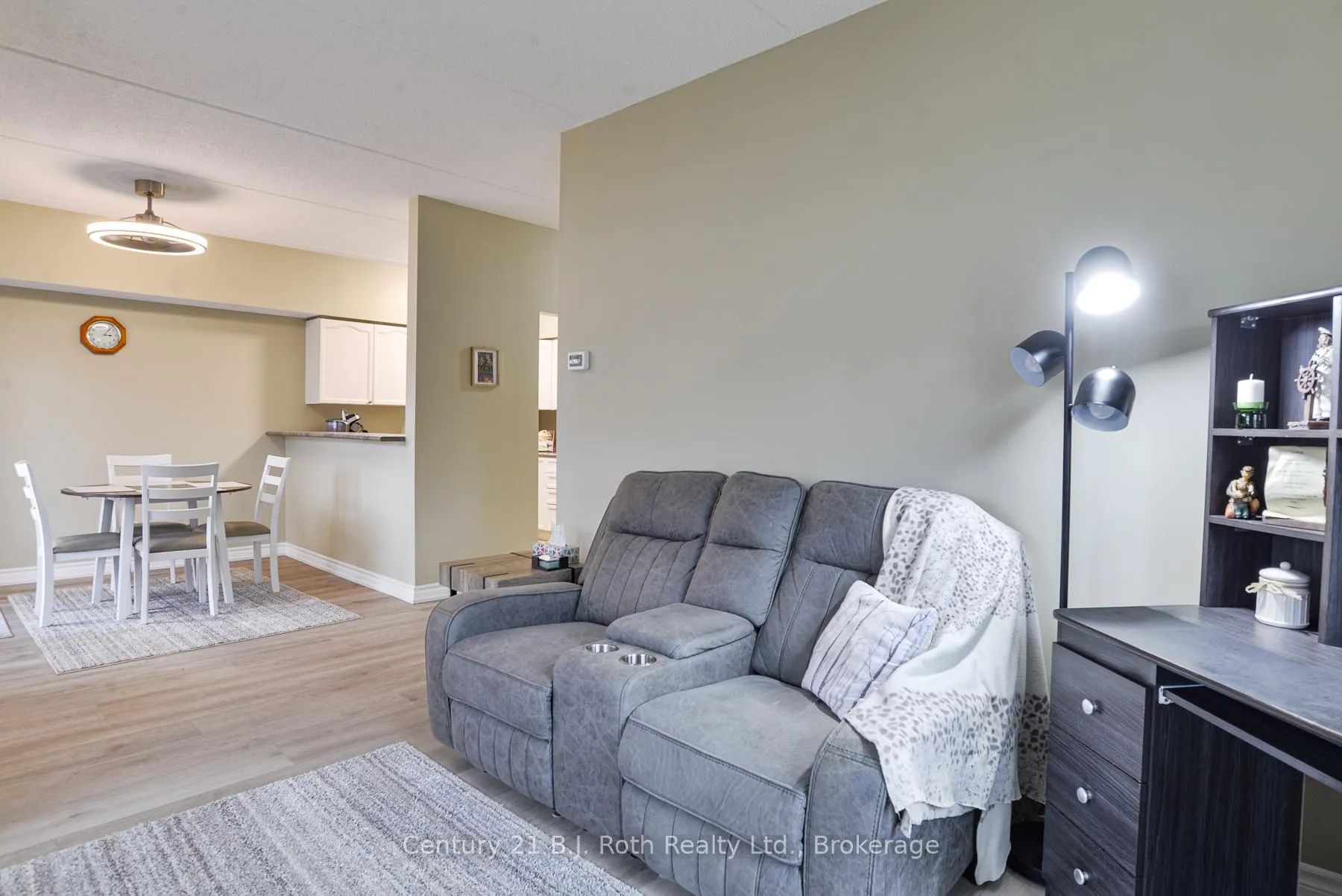 Photo 12 of Unit 101, 125 Bond Street, Orillia — HOMEH