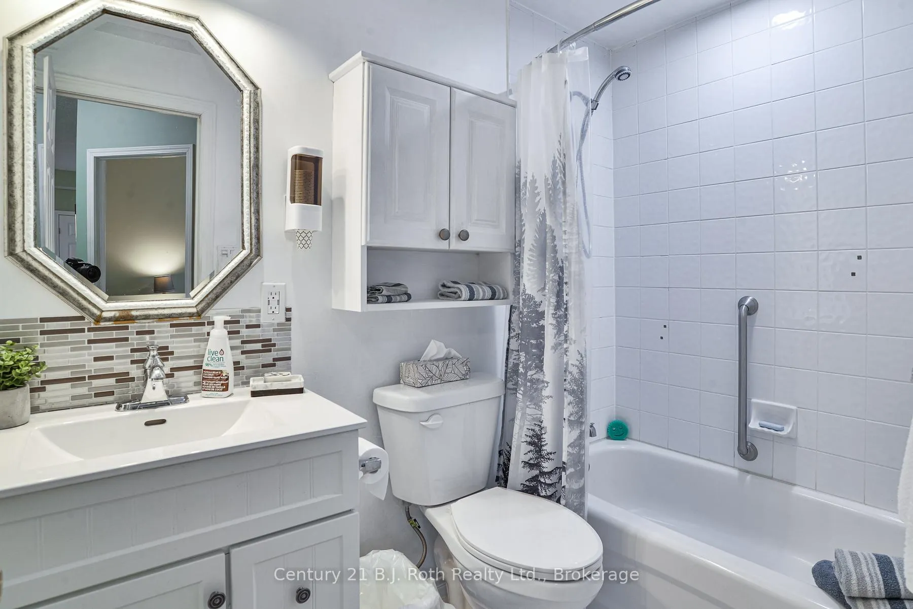 Photo 14 of Unit 101, 125 Bond Street, Orillia — HOMEH