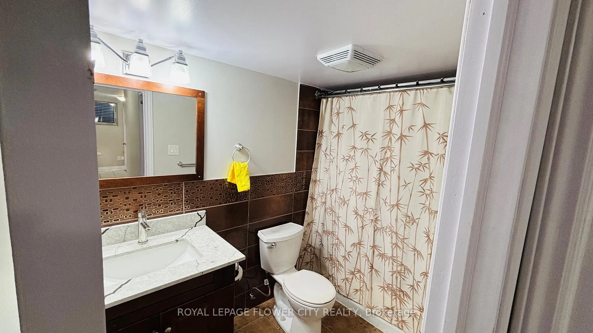 Photo 6 of 952 Clark Boulevard, Milton, Coates — HOMEH