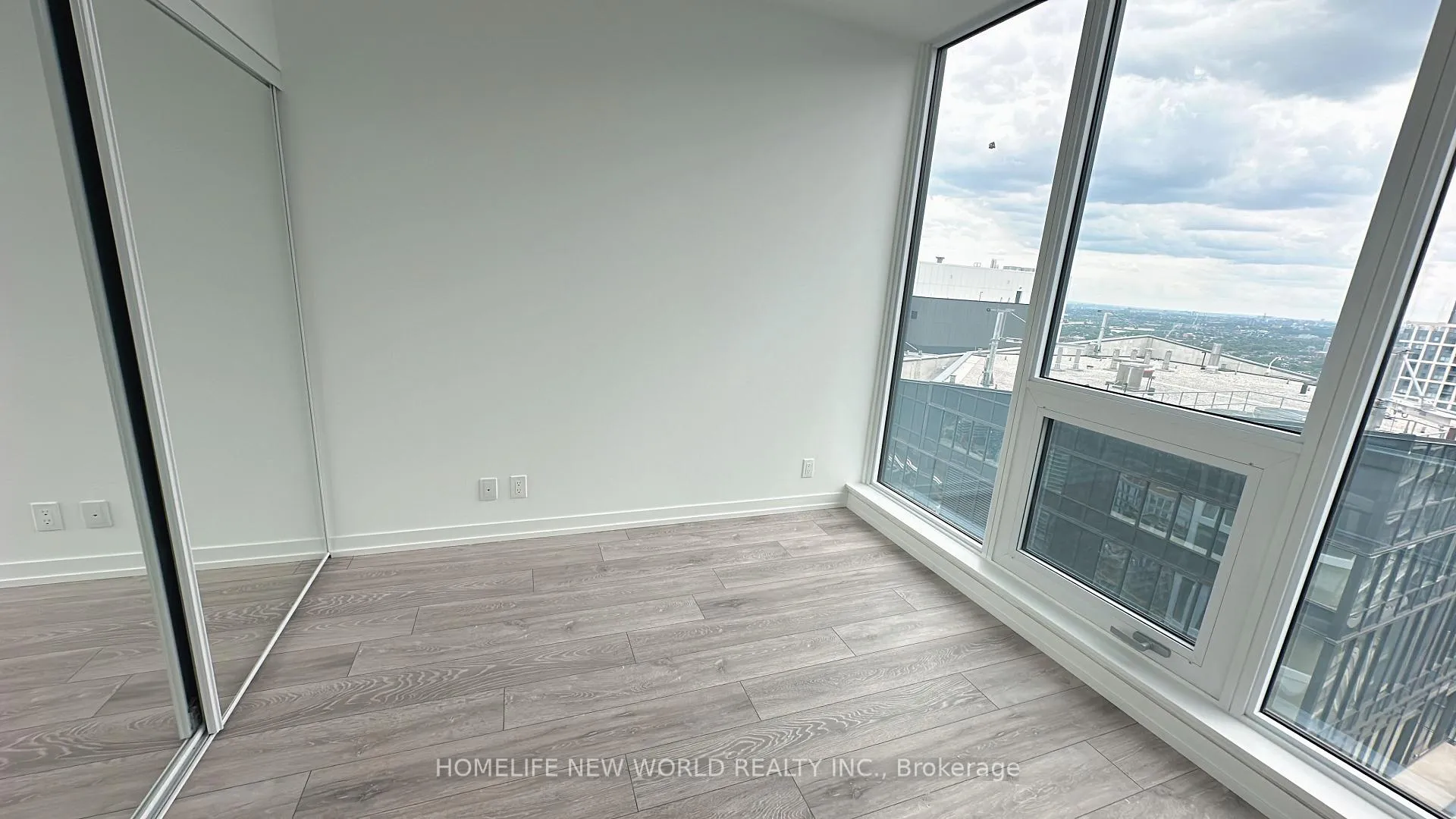 Photo 9 of Unit PH07, 55 Mercer Street, Toronto, Waterfront Communities — HOMEH
