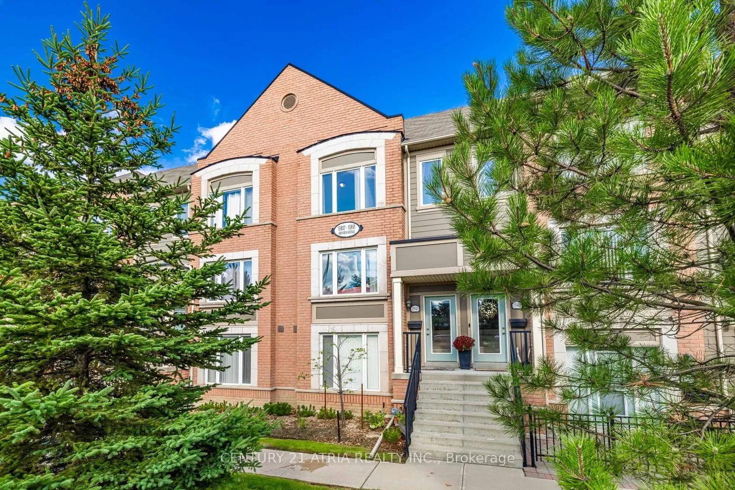 Photo 1 of Unit 9, 15943 Bayview Avenue, Aurora, Bayview Northeast — HOMEH