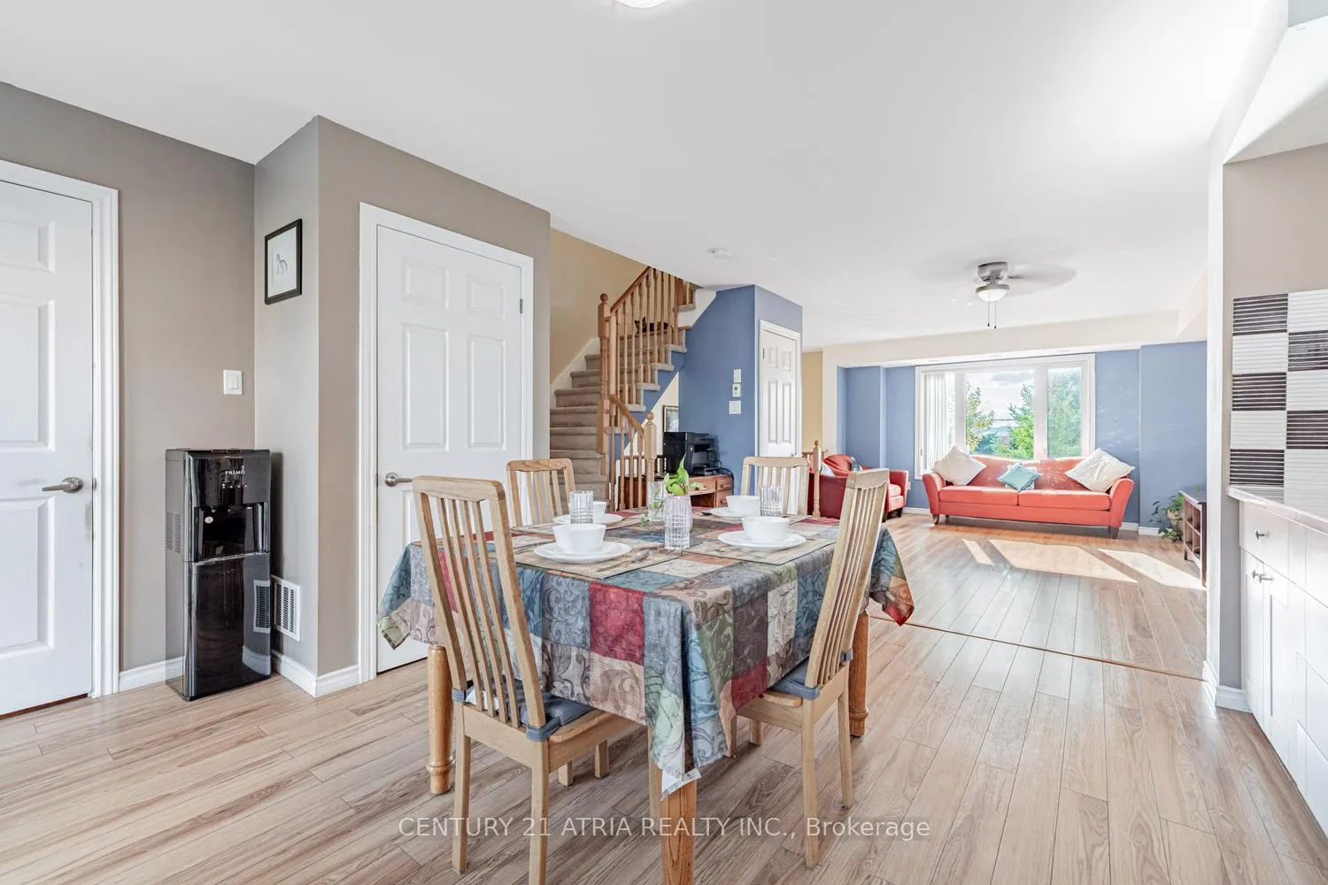 Photo 10 of Unit 9, 15943 Bayview Avenue, Aurora, Bayview Northeast — HOMEH