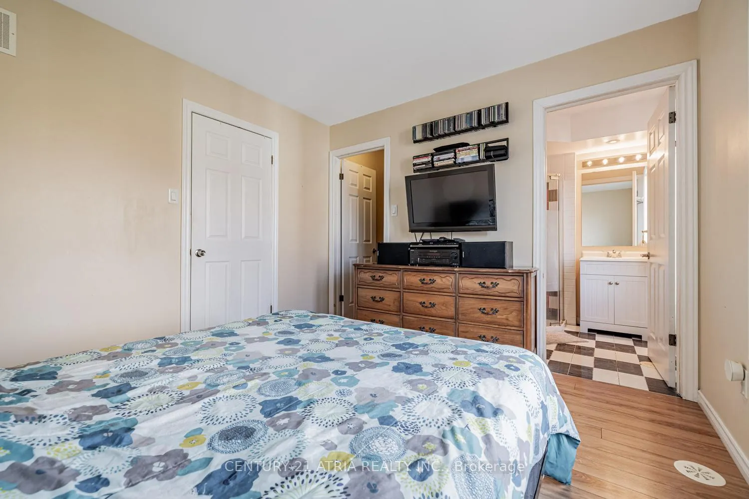 Photo 16 of Unit 9, 15943 Bayview Avenue, Aurora, Bayview Northeast — HOMEH