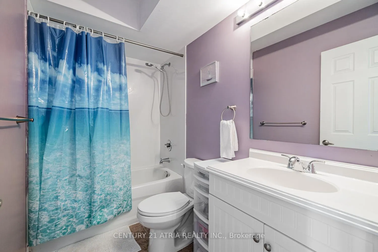 Photo 21 of Unit 9, 15943 Bayview Avenue, Aurora, Bayview Northeast — HOMEH