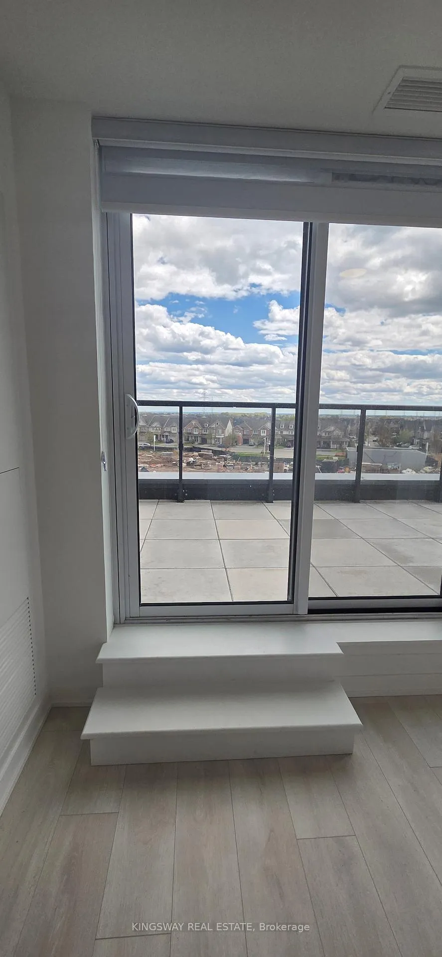 Photo 17 of Unit 411, 4878 Powers Common, Burlington, Alton — HOMEH