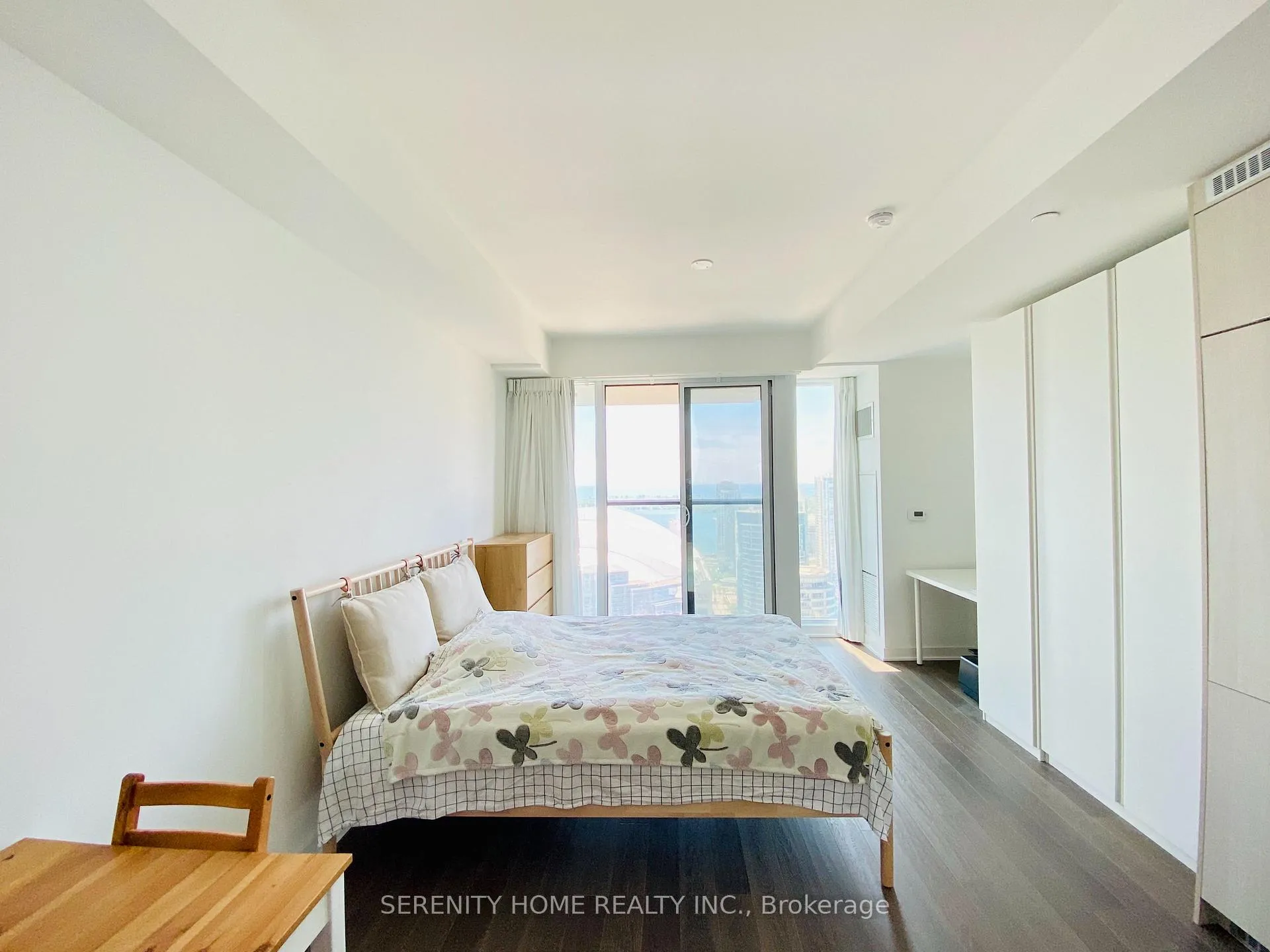 Photo 5 of Unit 4103, 115 Blue Jays Way, Toronto, Waterfront Communities — HOMEH